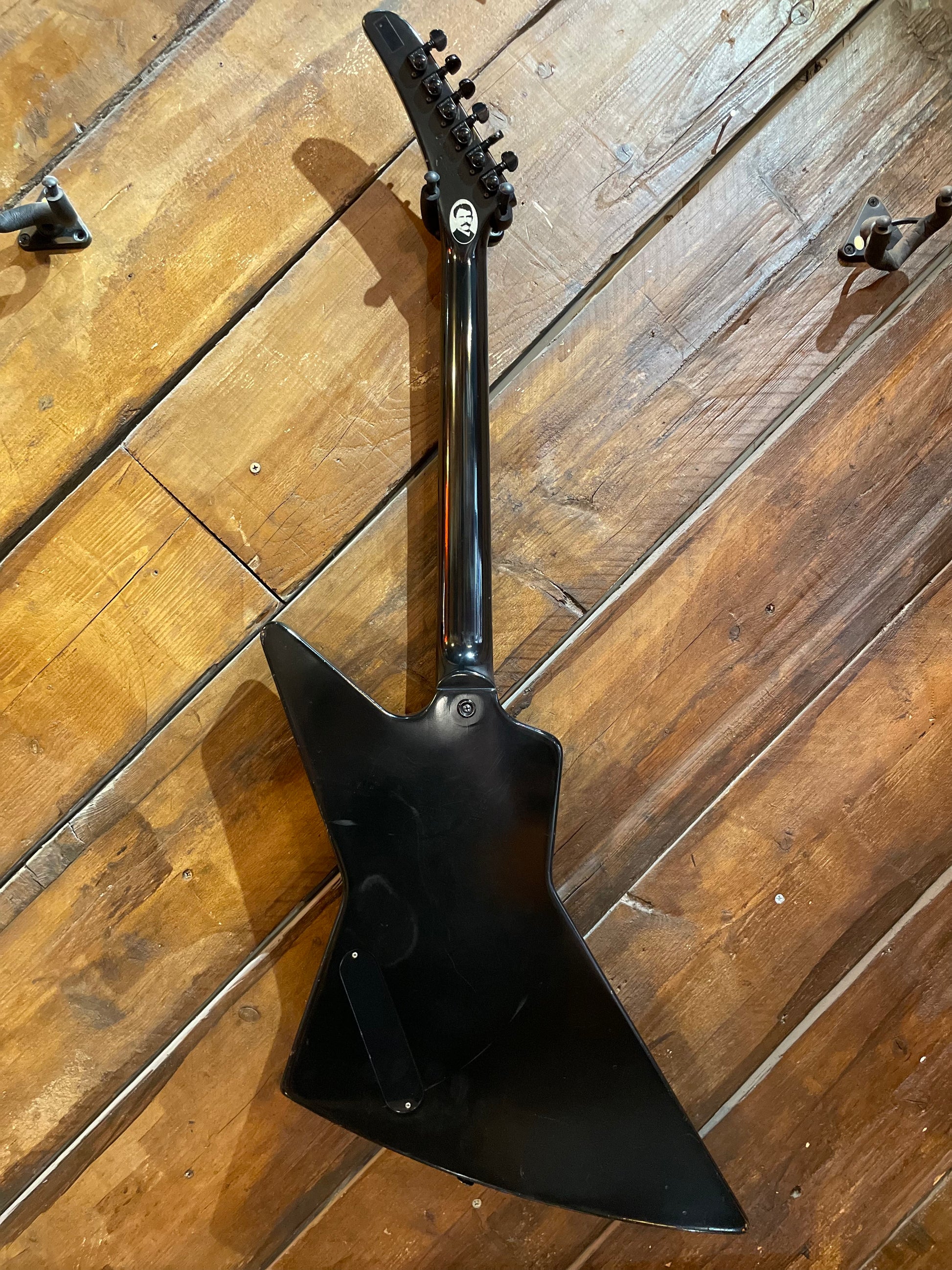 S/H 2000 Gibson USA 'Gothic' Explorer