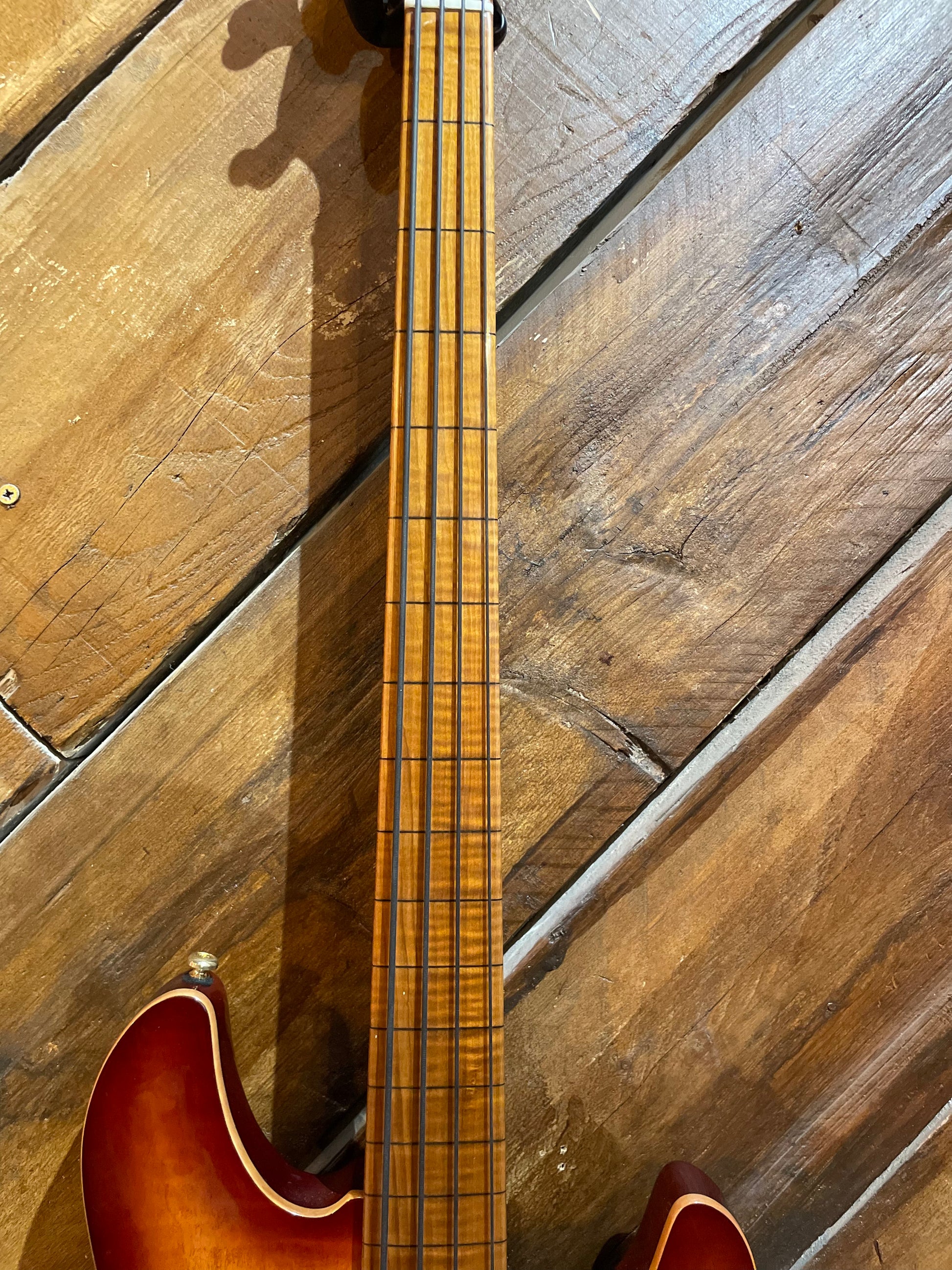 S/H Sire Marcus Miller P-10 Fretless Bass, FMT Tobacco Sunburst