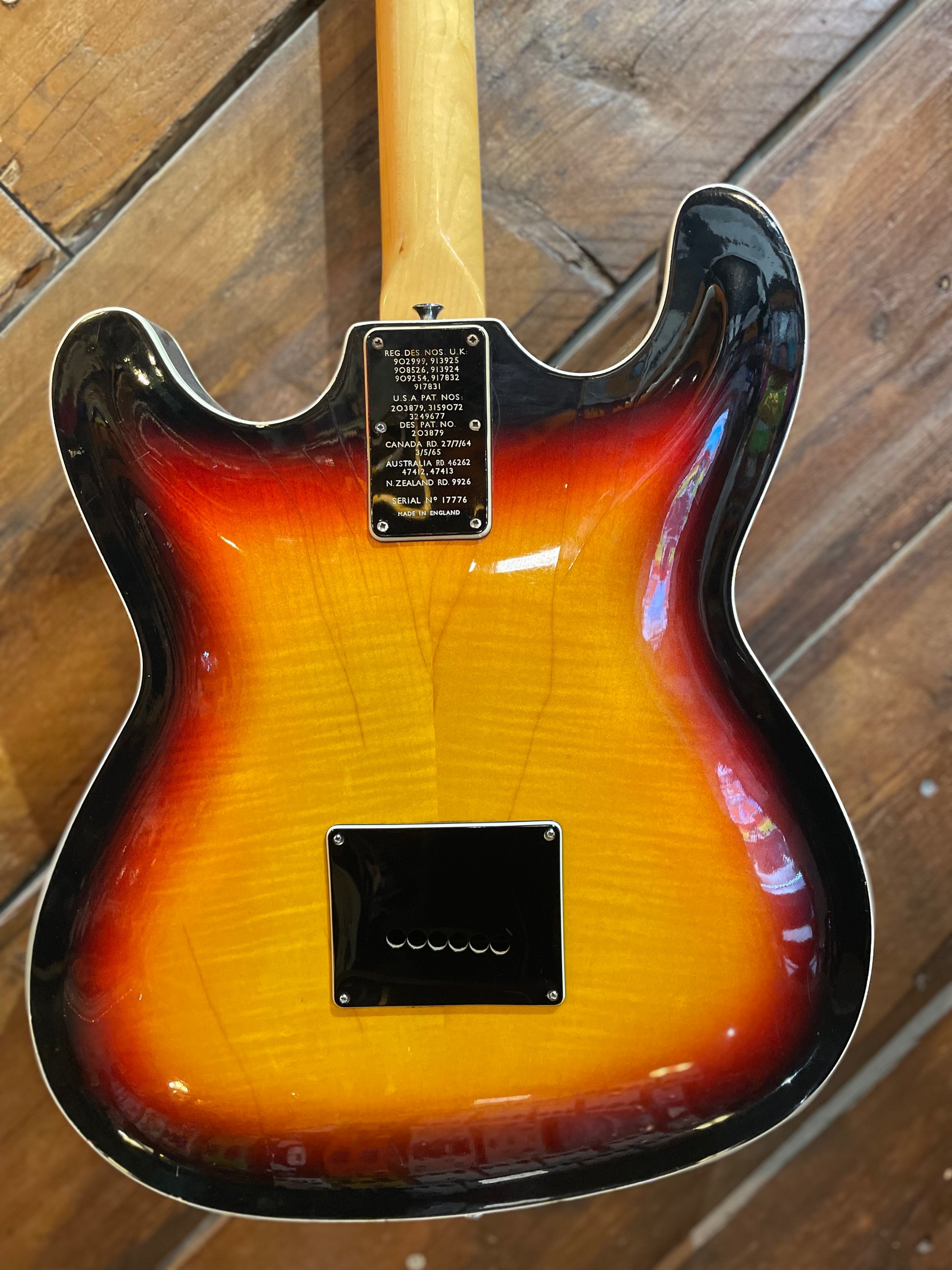 S/H 1966 Burns Vibroslim, Three Tone Sunburst