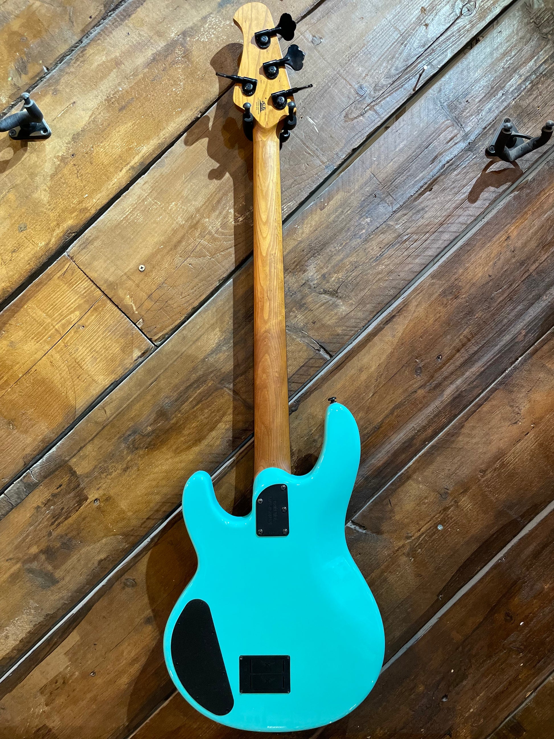 S/H 2019 Music Man USA StingRay HH, Cruz Teal