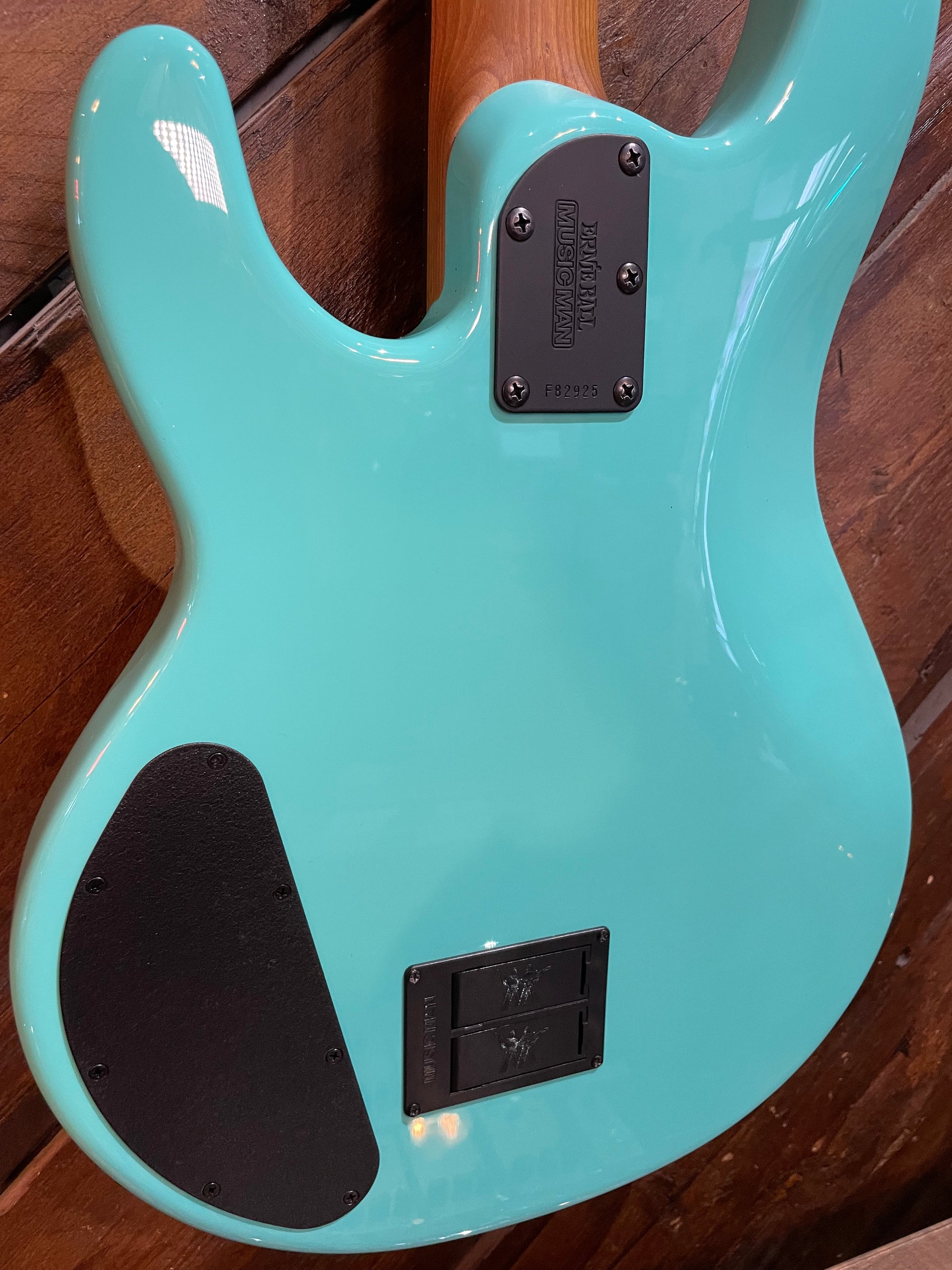 S/H 2019 Music Man USA StingRay HH, Cruz Teal
