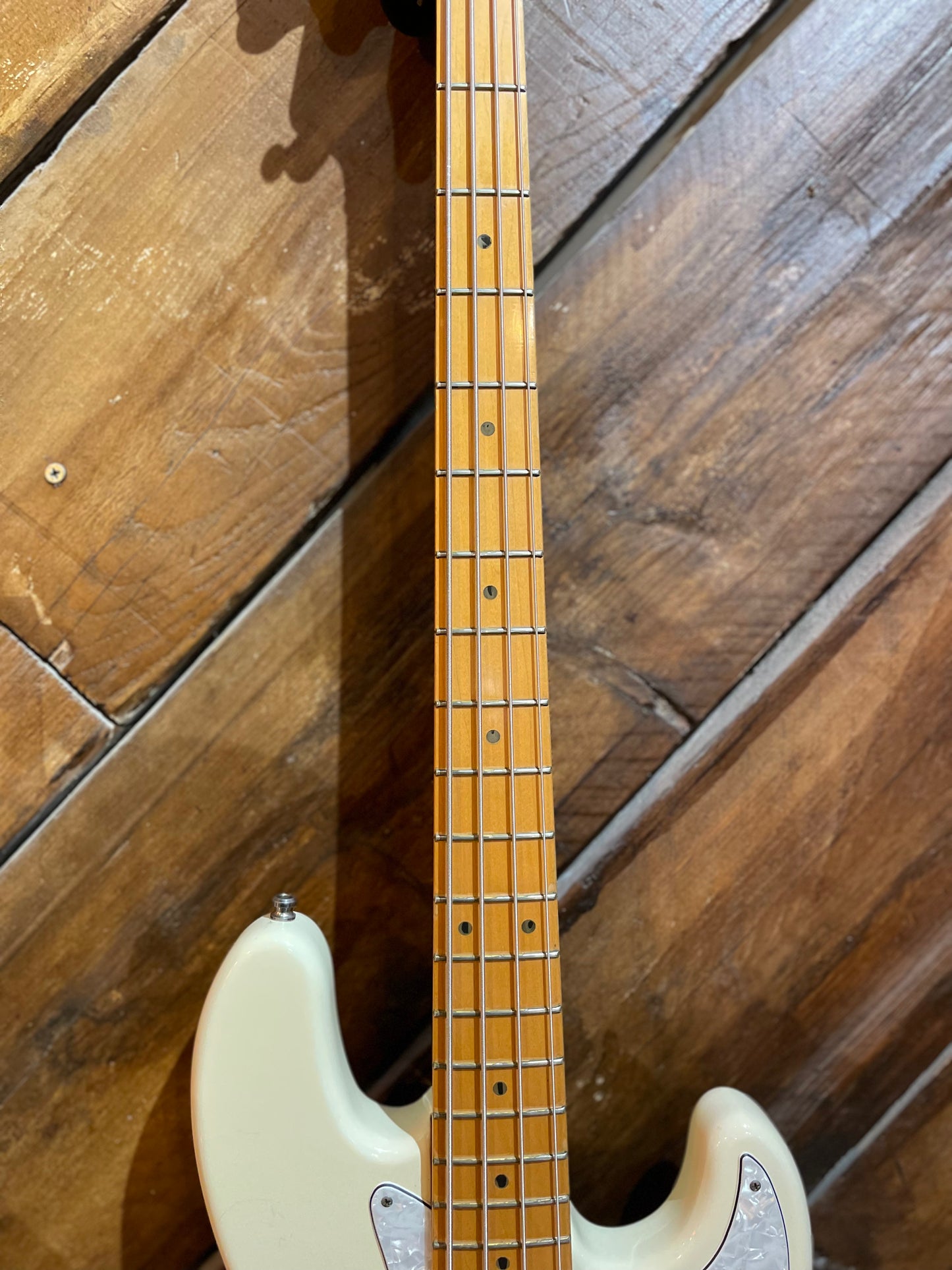 S/H 1998 Fender American Standard Jazz Bass, White