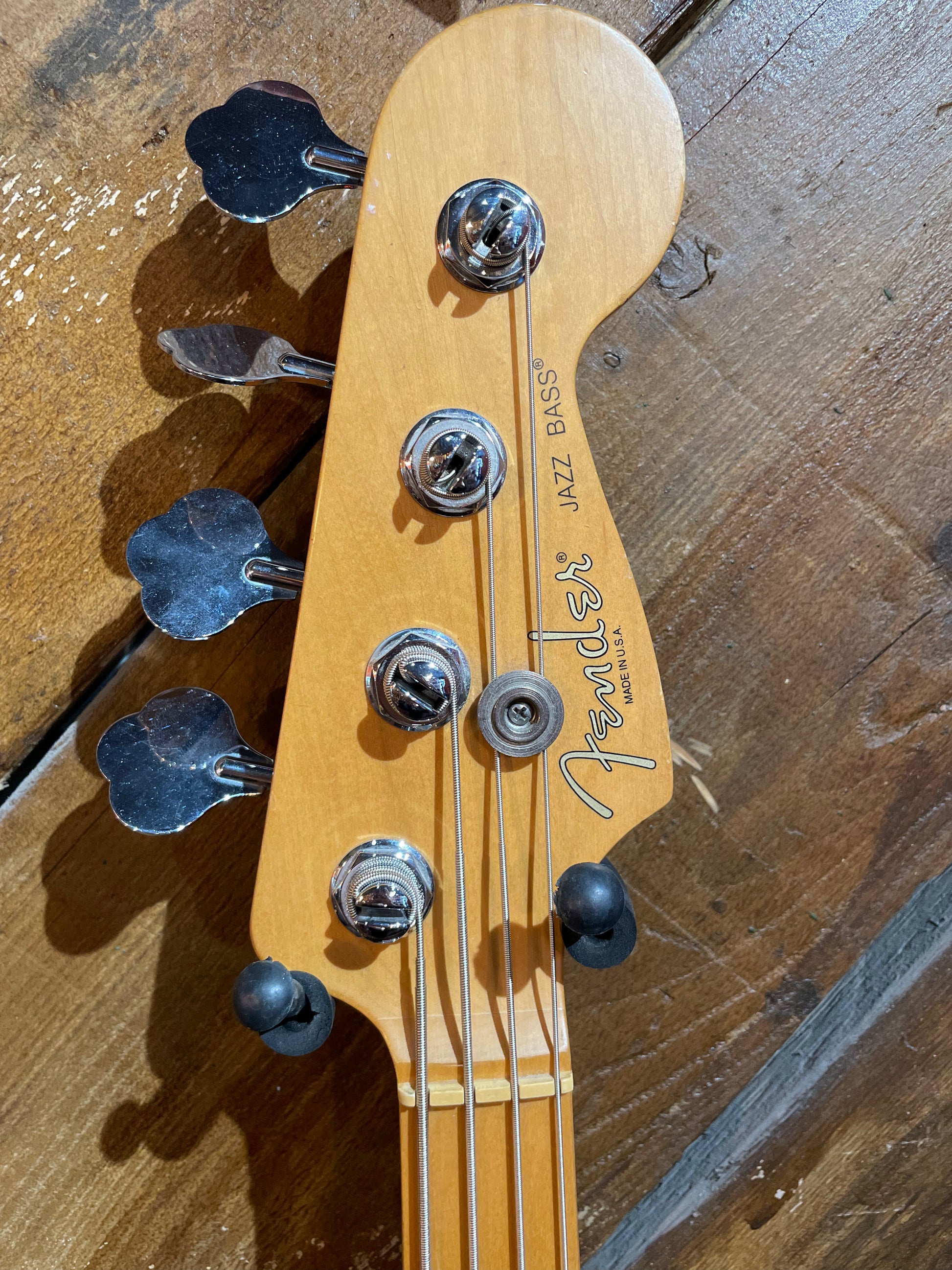 S/H 1998 Fender American Standard Jazz Bass, White