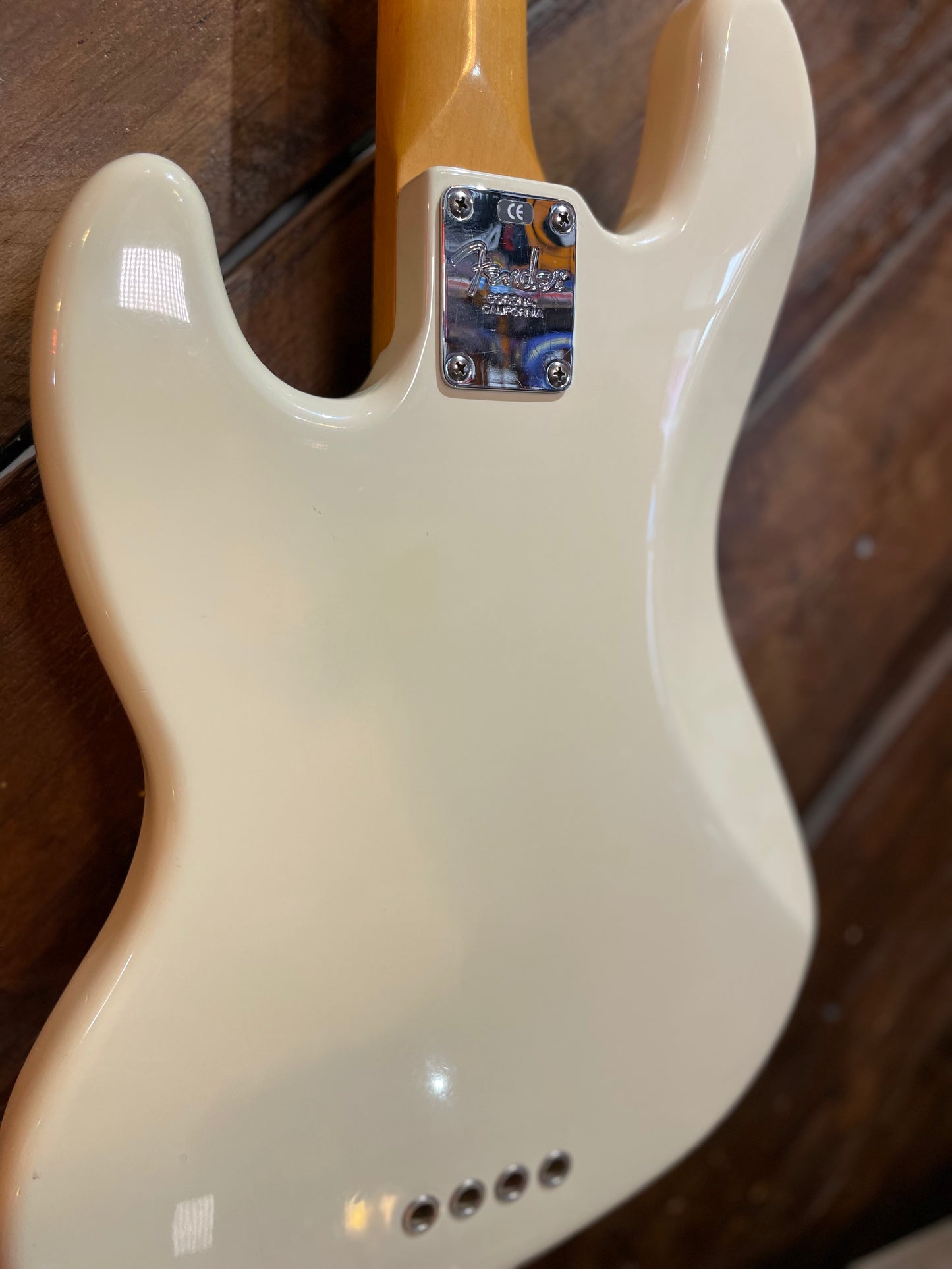 S/H 1998 Fender American Standard Jazz Bass, White