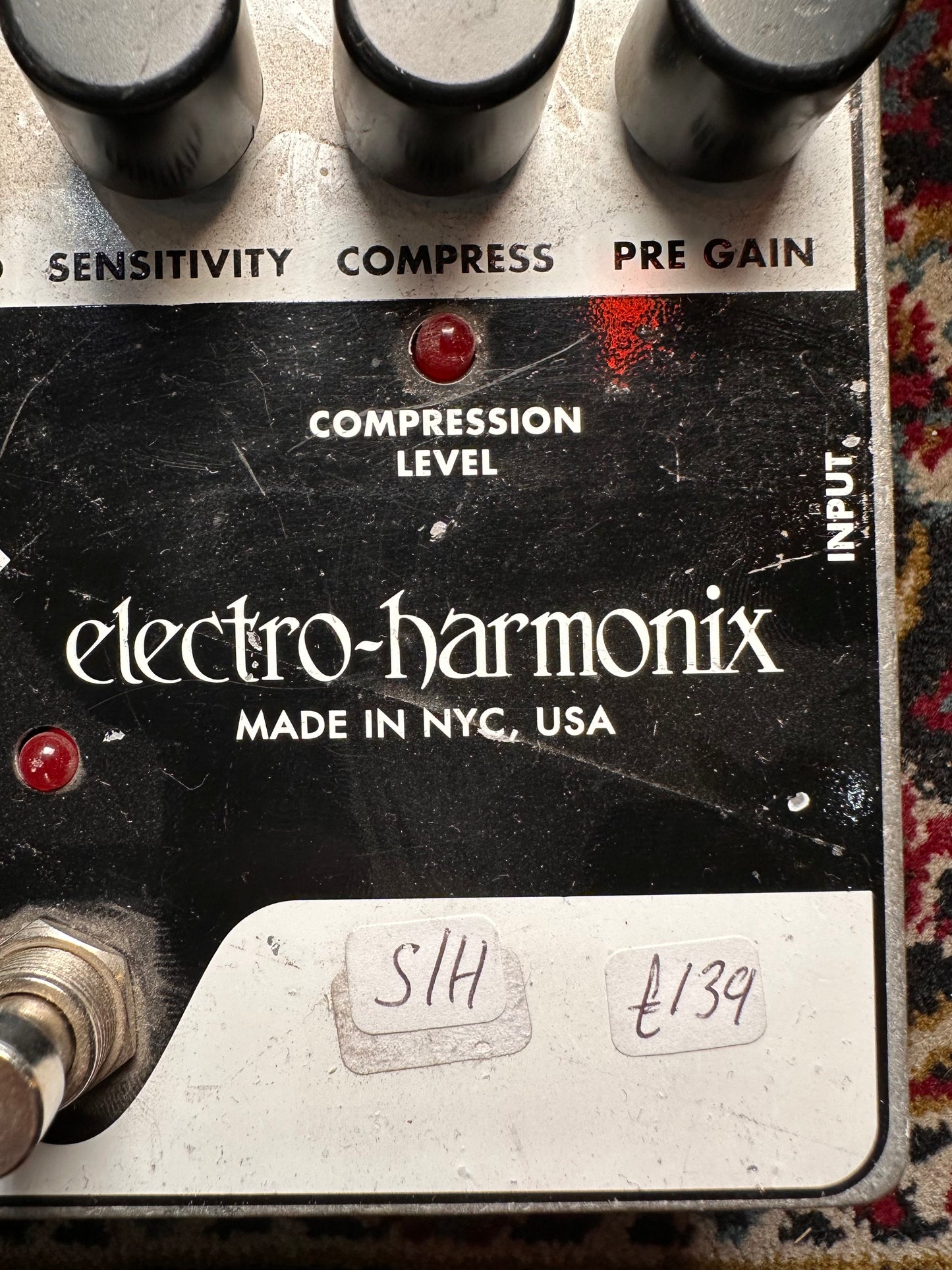 S/H Electro Harmonix White Finger 40v Compressor