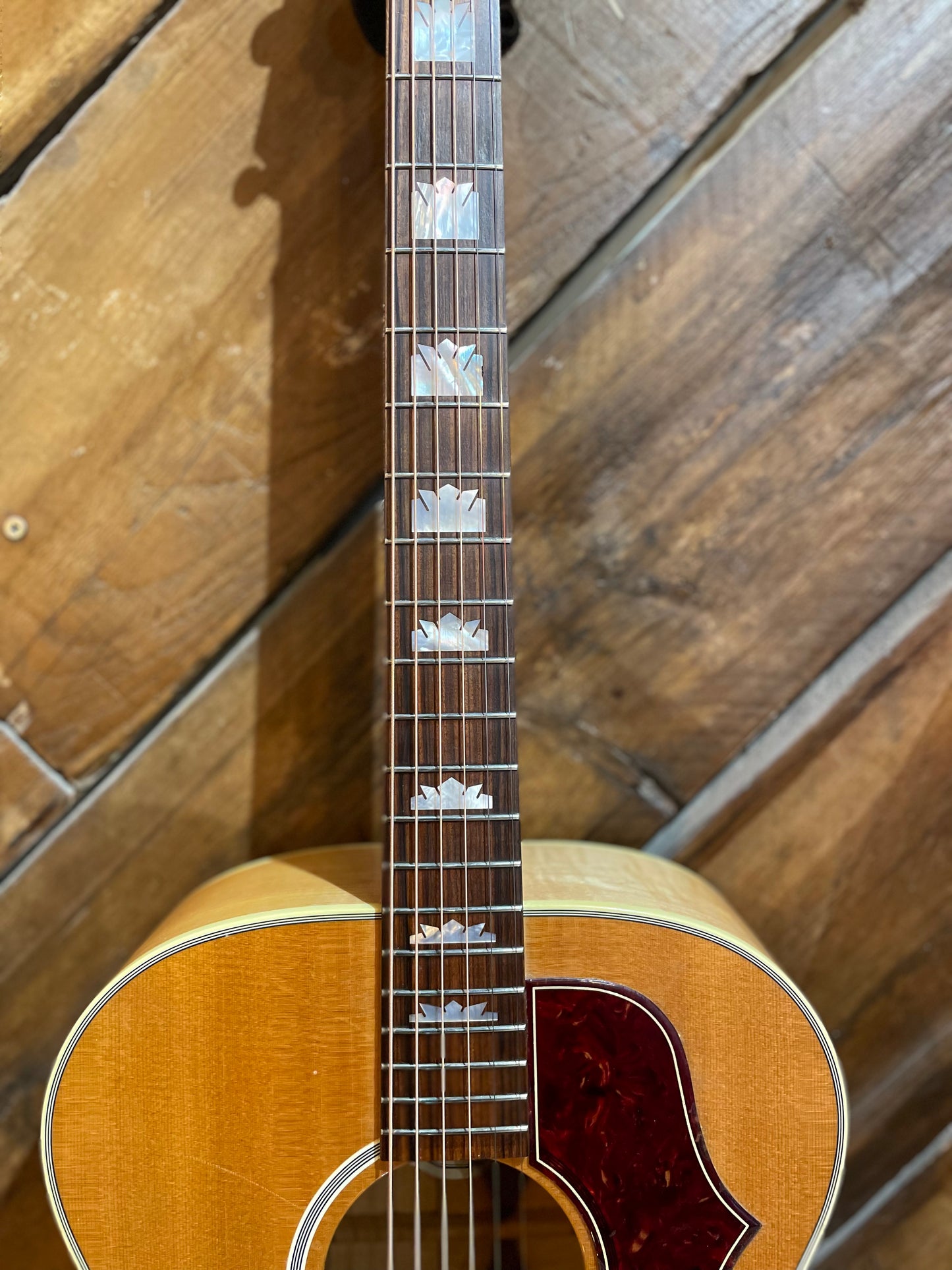 S/H 2010 Gibson J-200 Studio, Natural