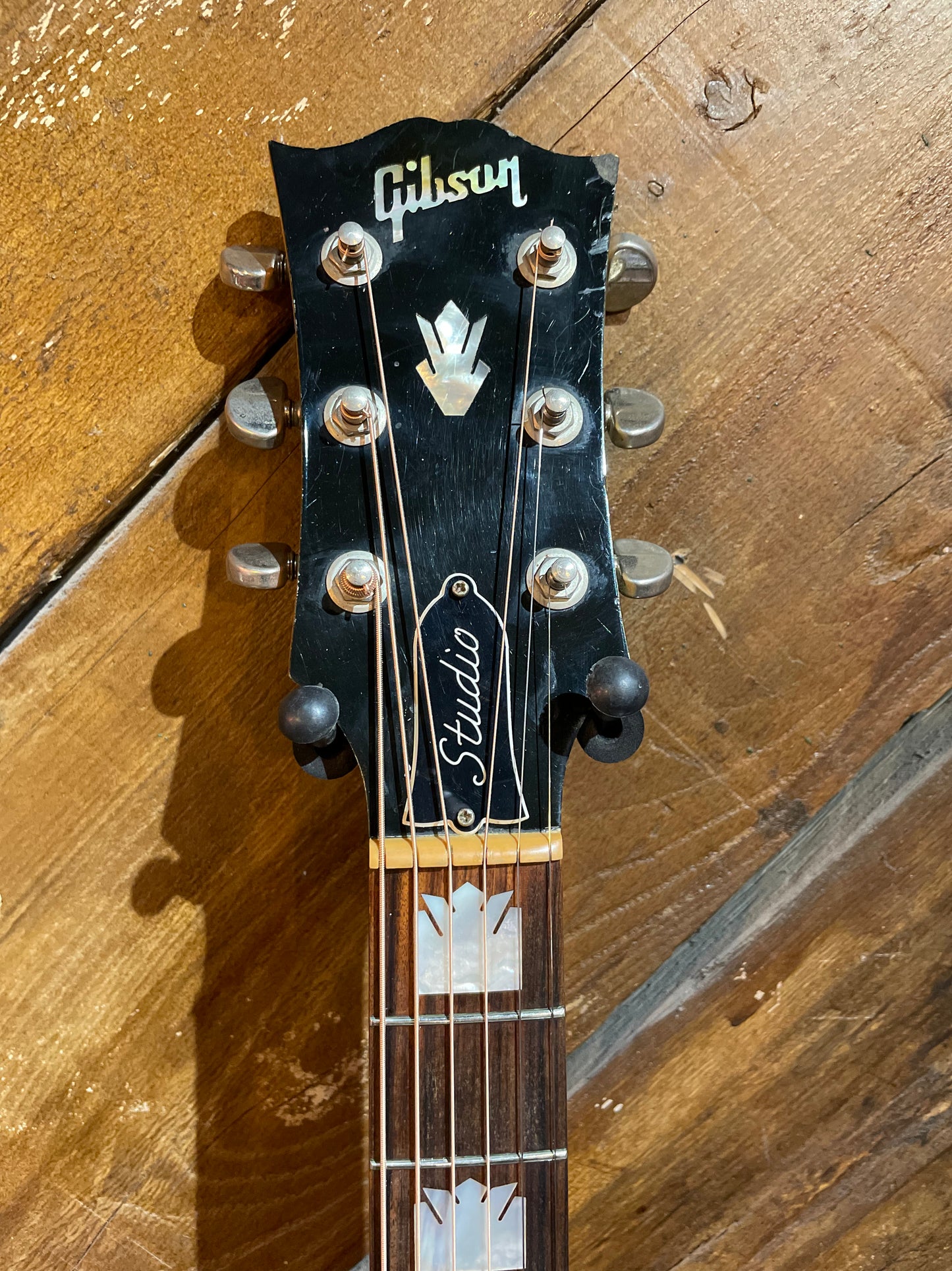 S/H 2010 Gibson J-200 Studio, Natural