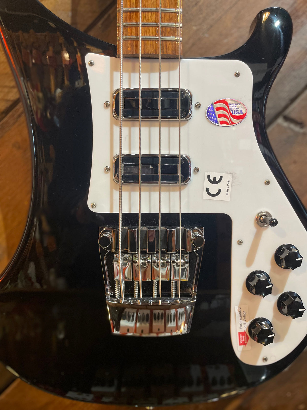 Rickenbacker 4030S Short Scale Bass, Jetglo NEW