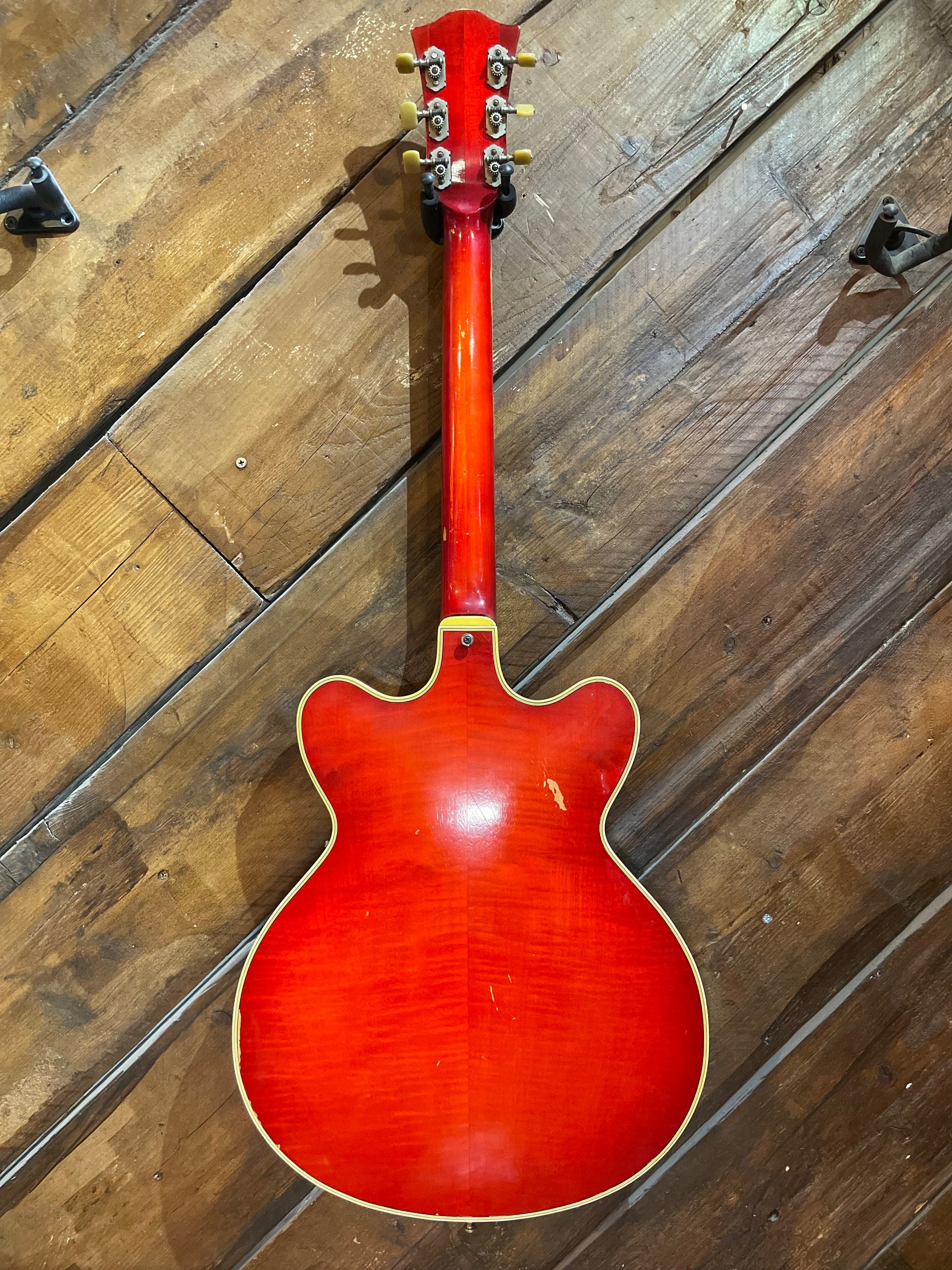 S/H 1960s Hofner Verythin, Cherry Red