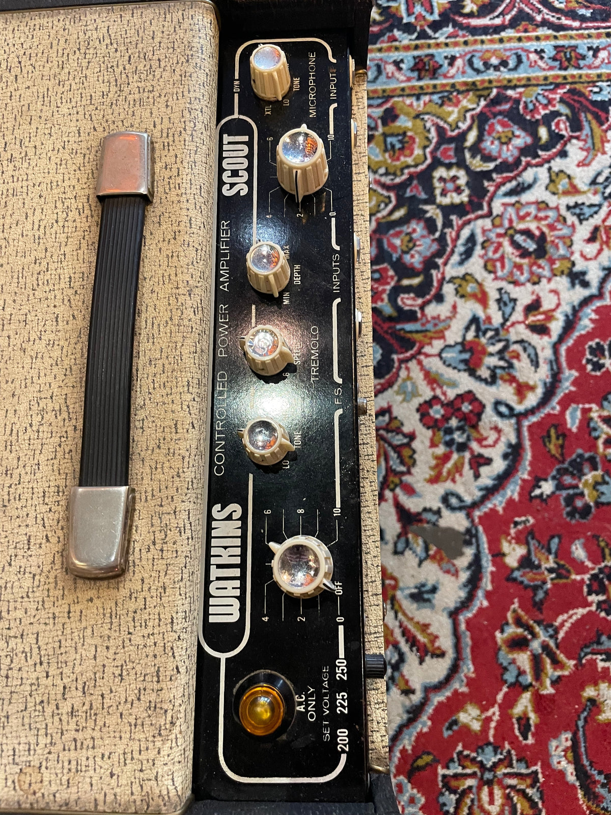 S/H 1963 Watkins Scout 15 Watt 1x10 Valve Combo Amplifier, Black and White