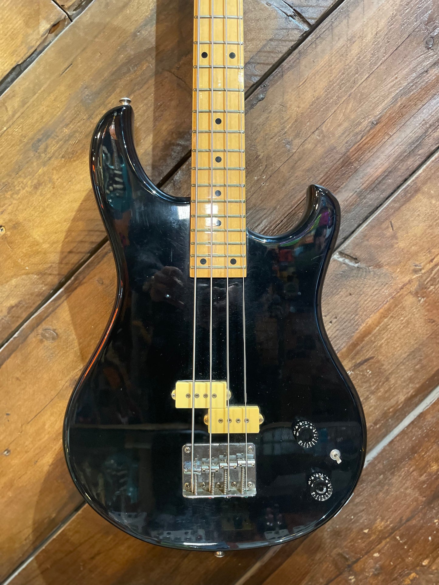 S/H 1980s Vox Japan 3504 Standard Electric Bass, Black