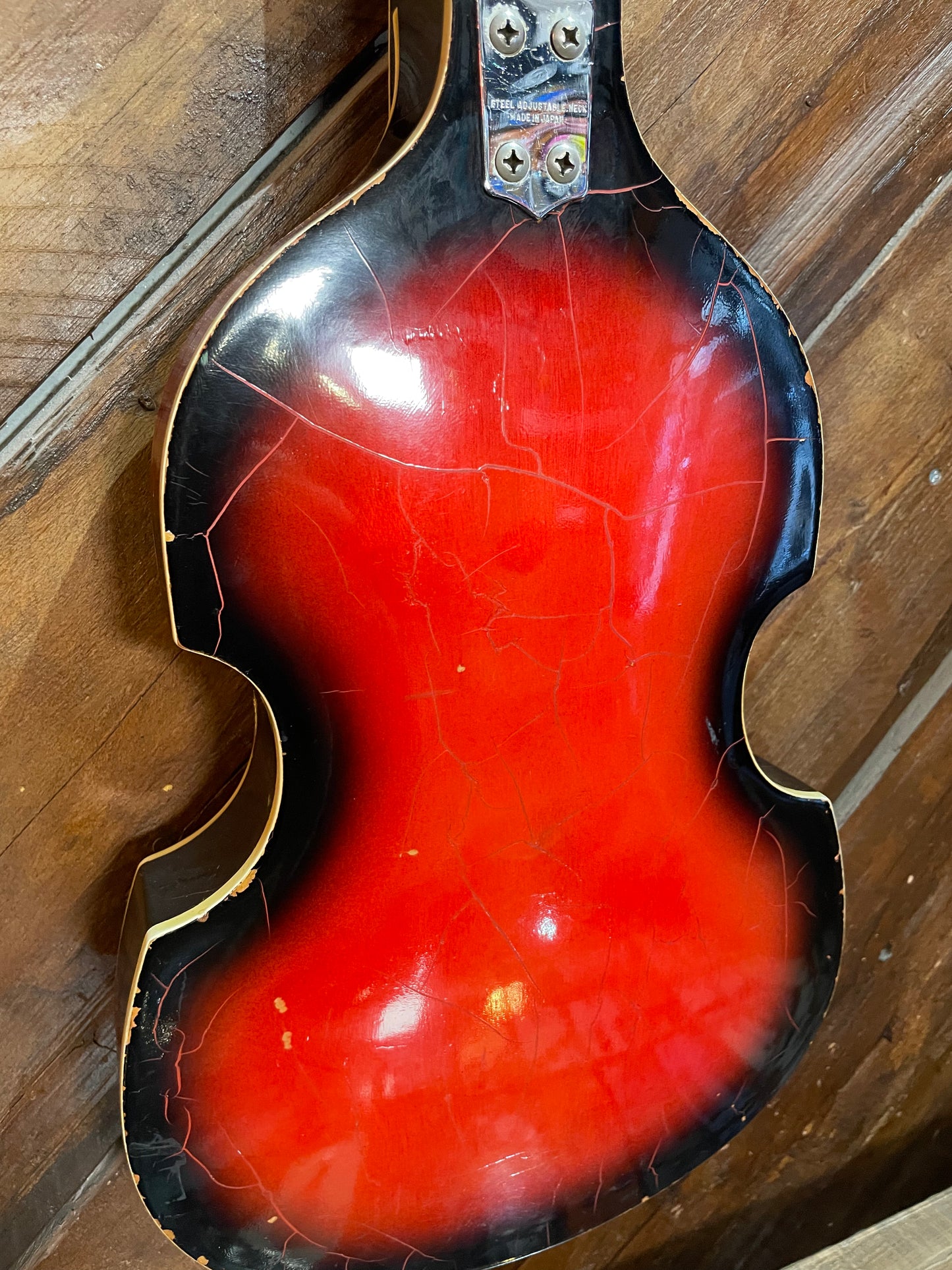 S/H 1960 Domino Japan Violin Beatle Bass, Red Burst