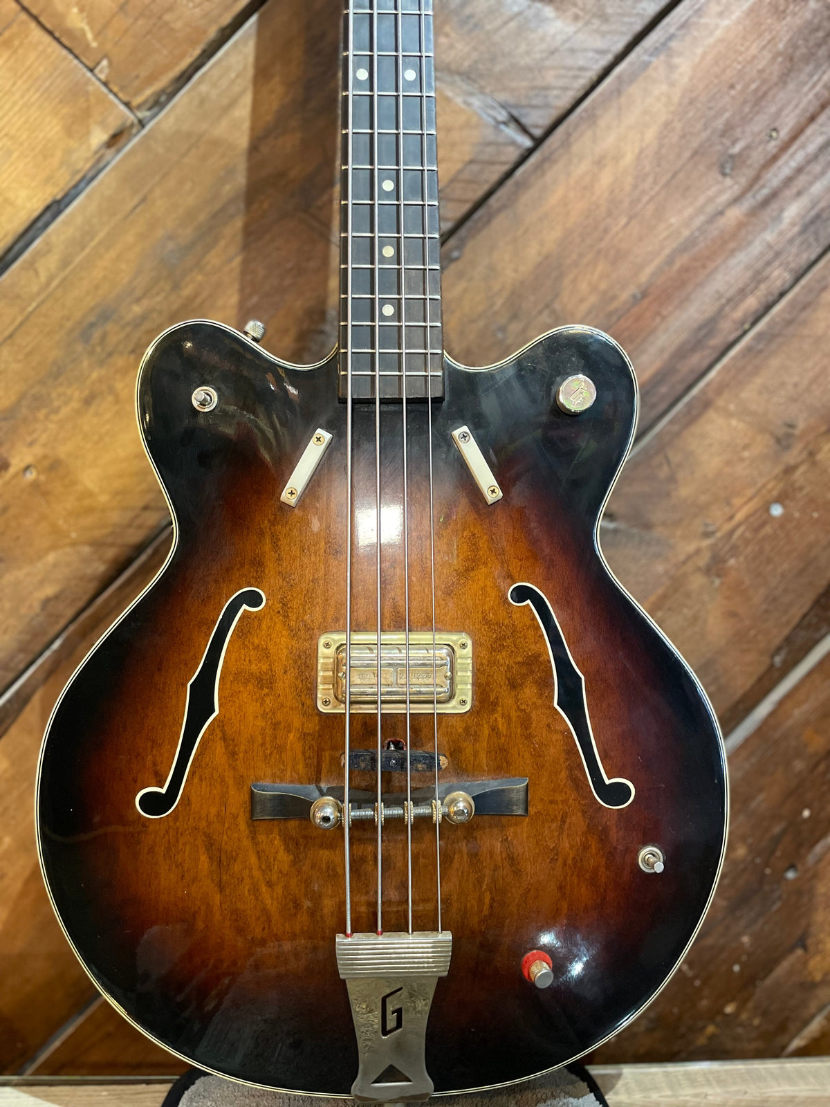 S/H 1963 Gretsch 6070 Country Gent Bass, Tobacco Burst