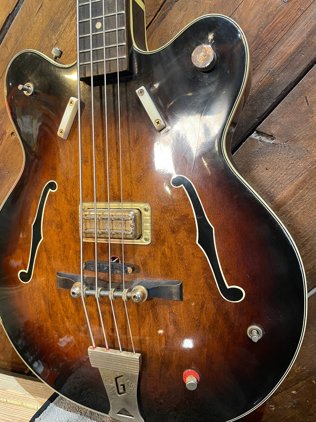 S/H 1963 Gretsch 6070 Country Gent Bass, Tobacco Burst