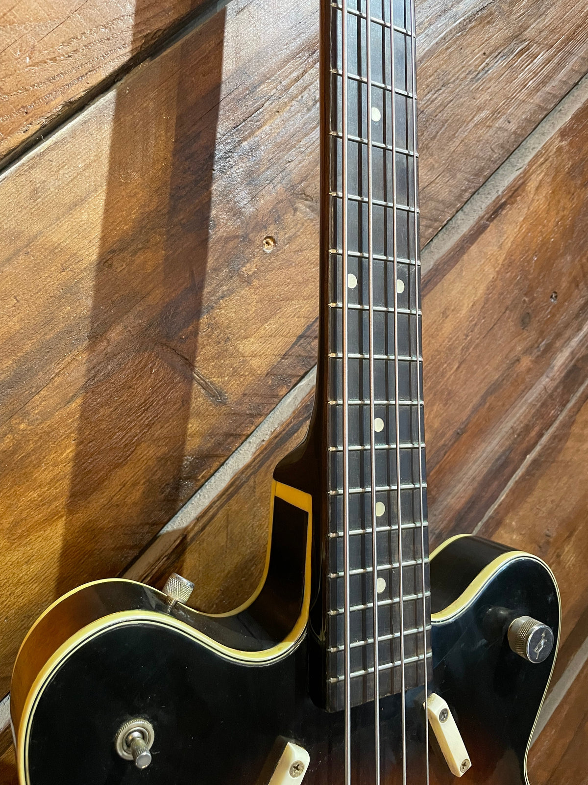 S/H 1963 Gretsch 6070 Country Gent Bass, Tobacco Burst