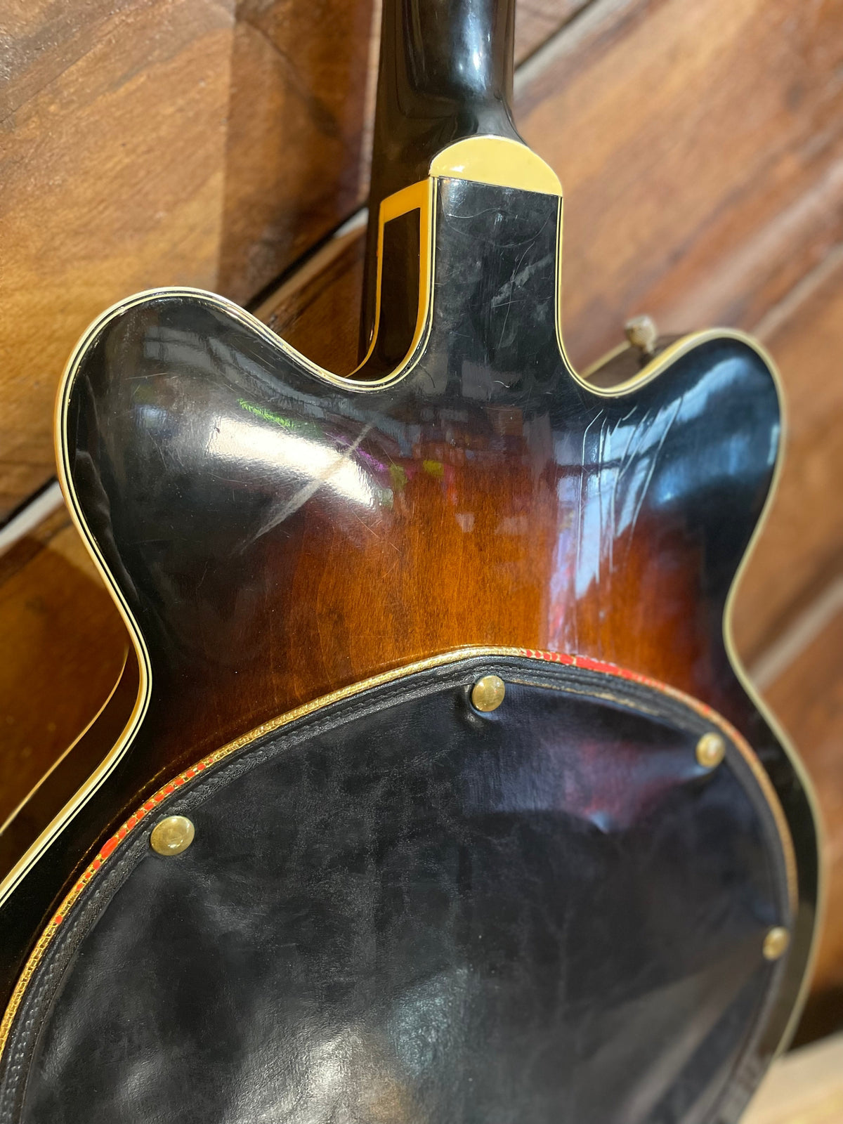 S/H 1963 Gretsch 6070 Country Gent Bass, Tobacco Burst