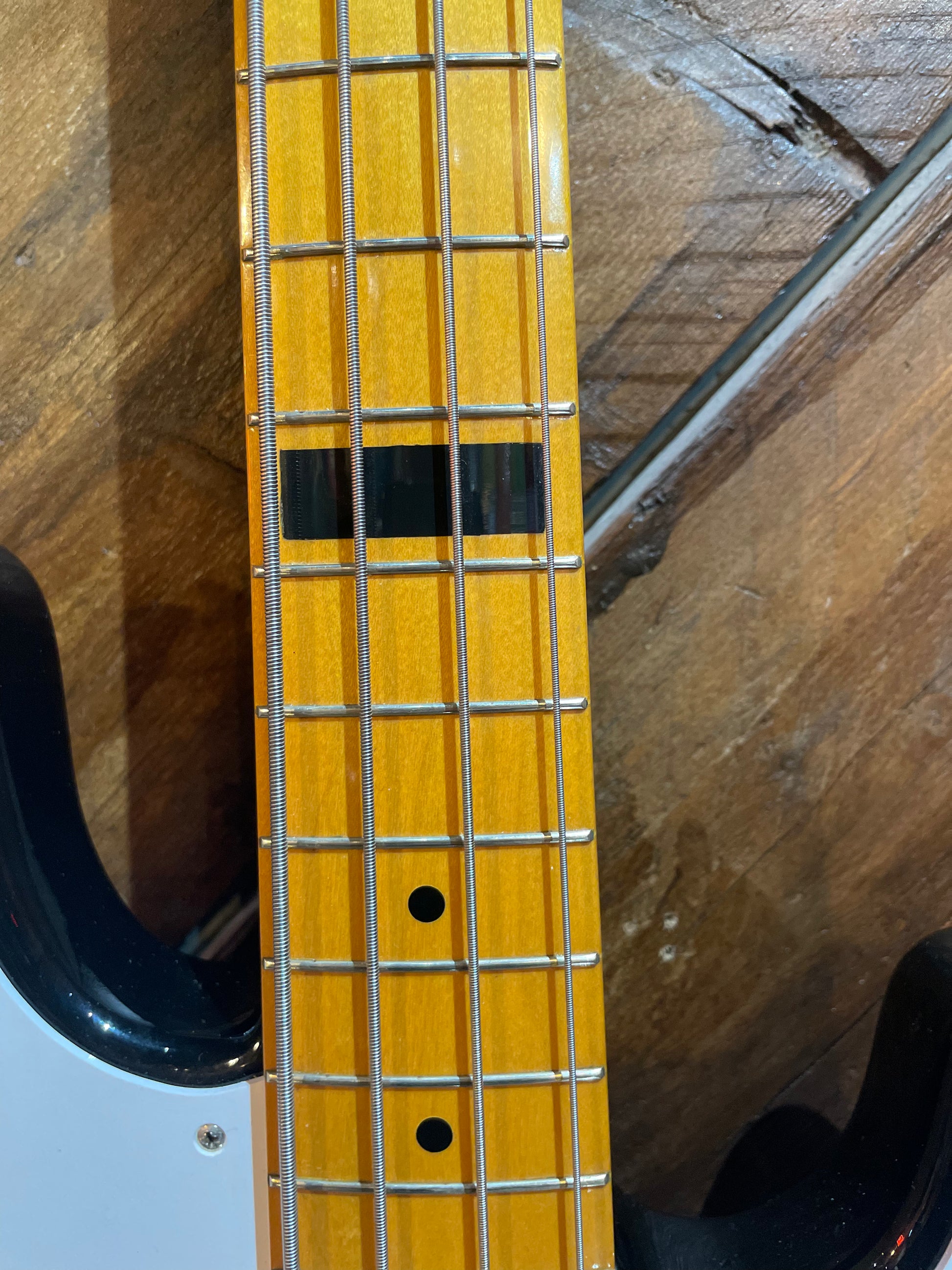 S/H 2004/2005 Fender CIJ Sting Signature Precision Bass, Sunburst