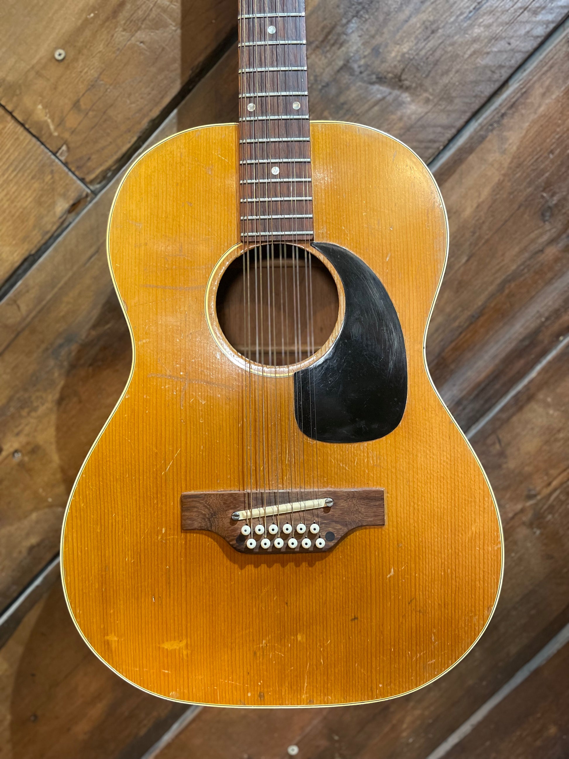 S/H 1968 Gibson B-25 12-String Acoustic Guitar