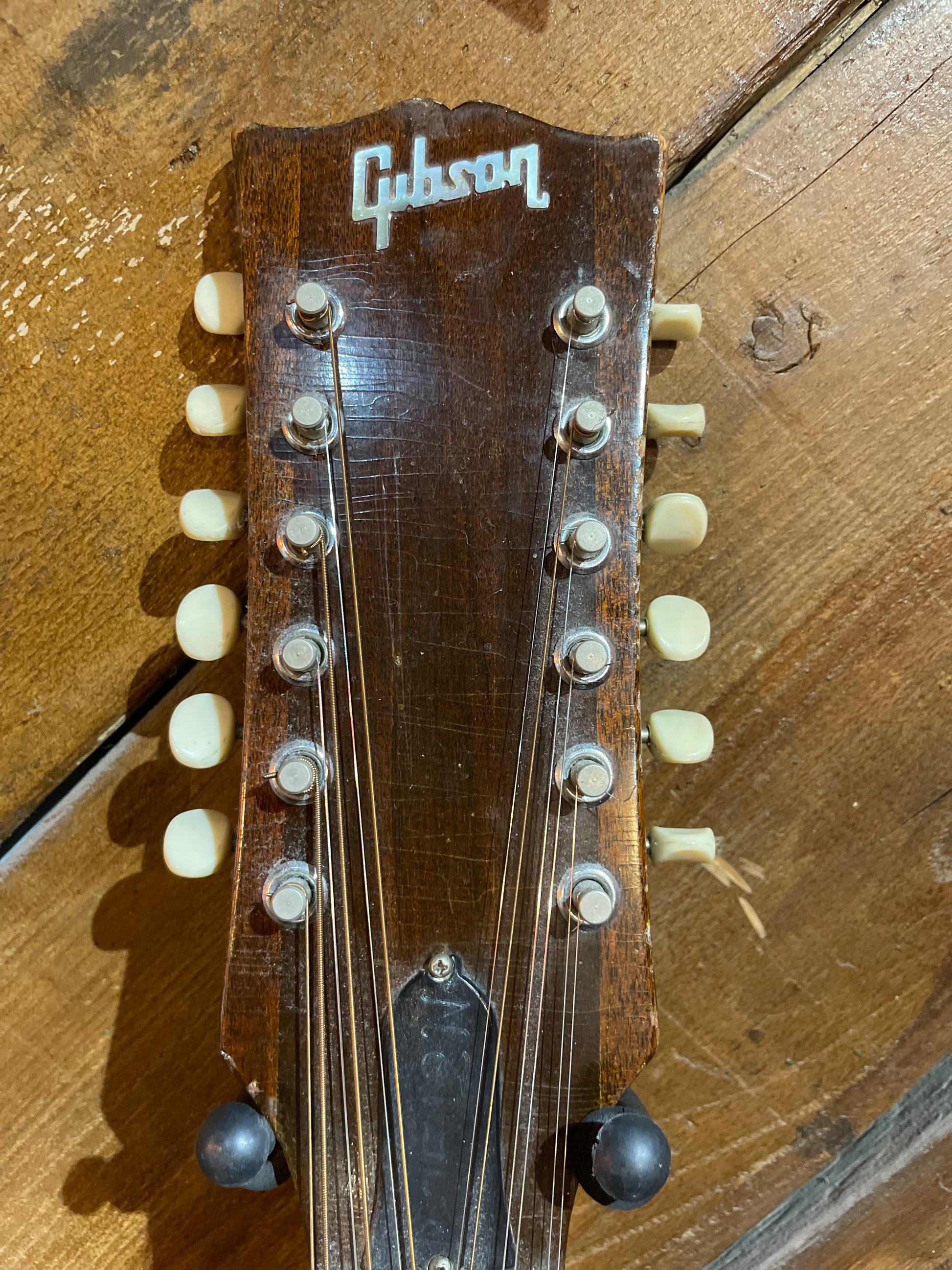 S/H 1968 Gibson B-25 12-String Acoustic Guitar