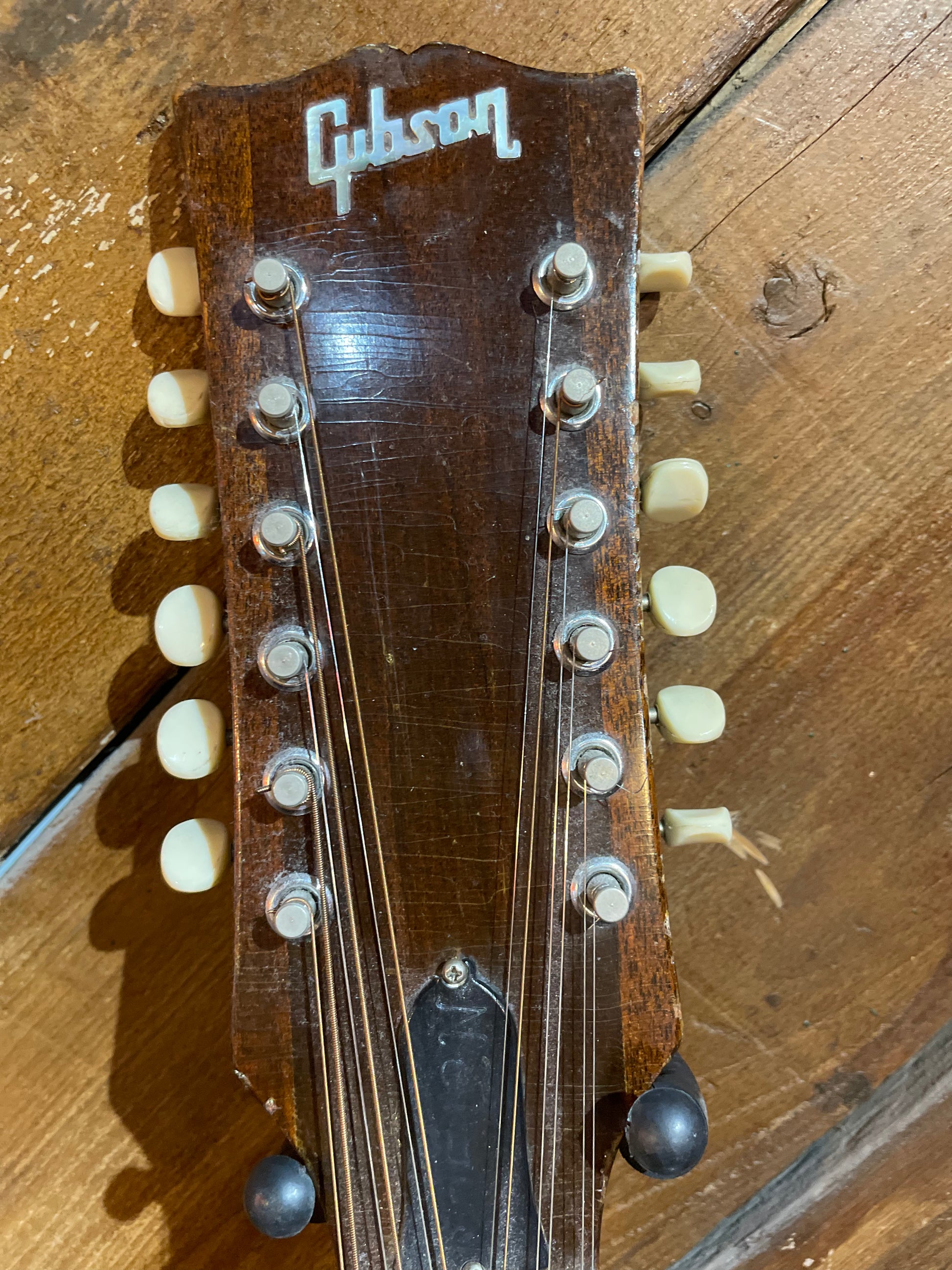 S/H 1968 Gibson B-25 12-String Acoustic Guitar