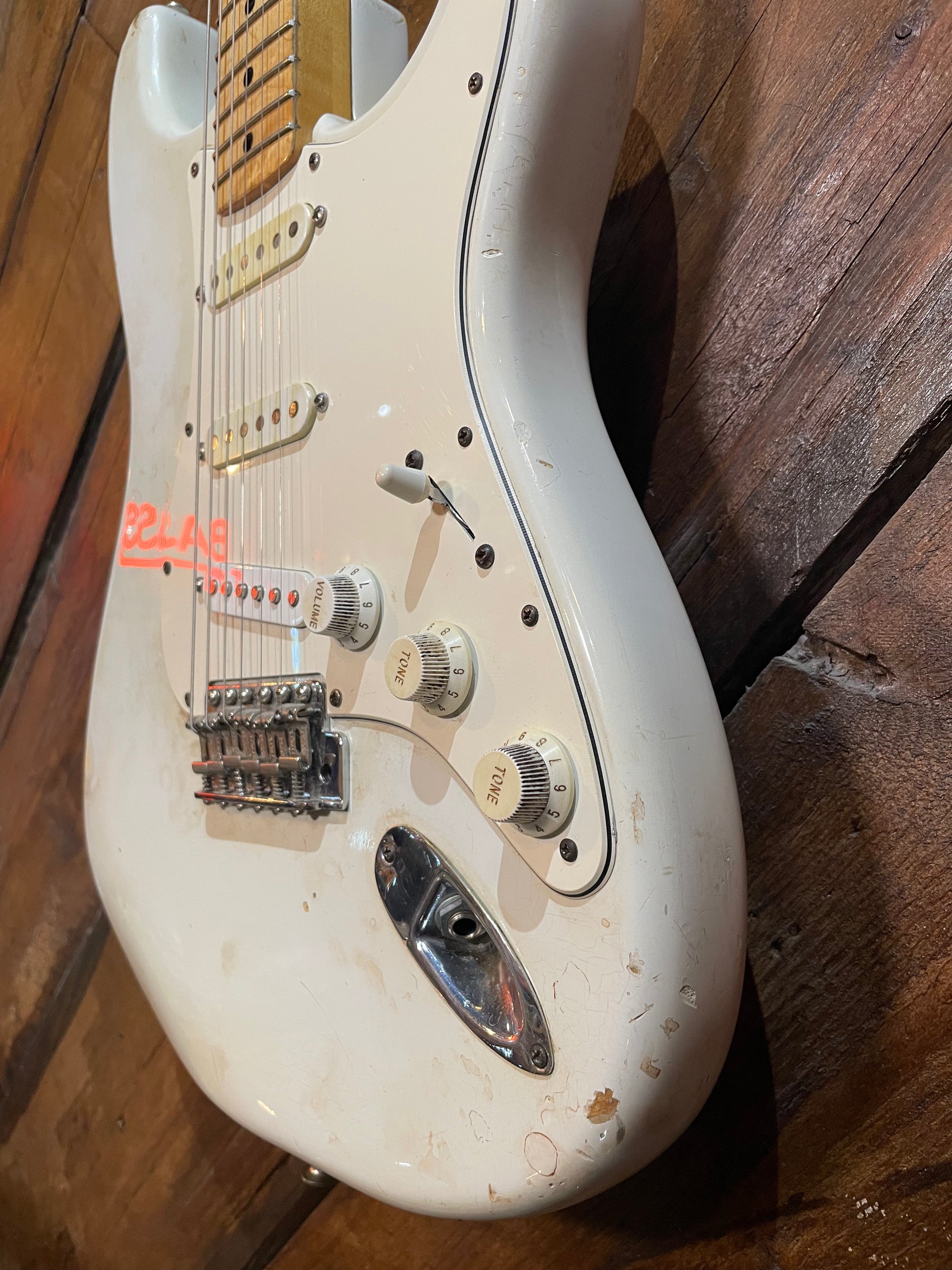 S/H 1976 Fender Stratocaster, Olympic White