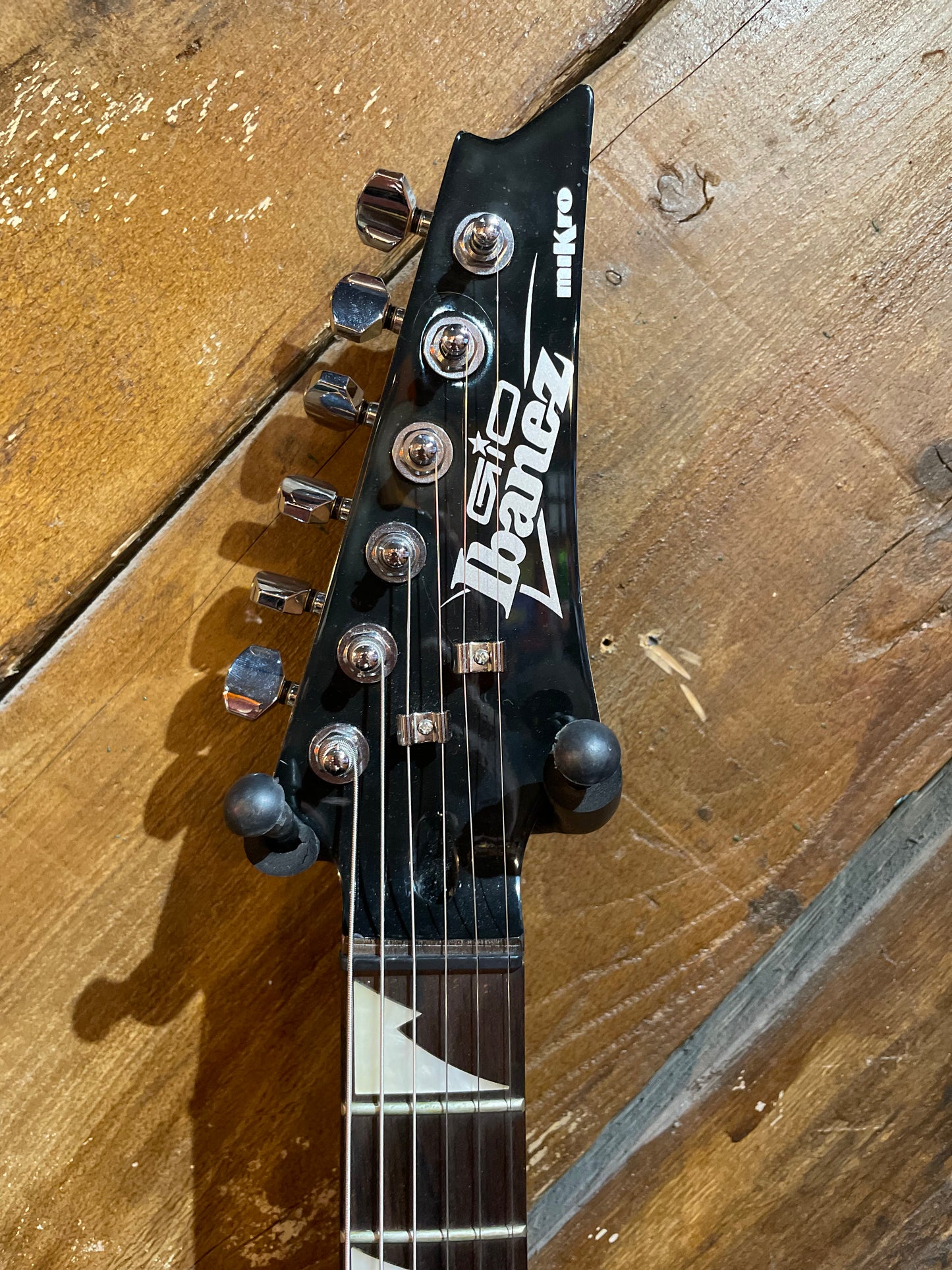 S/H Ibanez 6 GRGM21-BKN GIO RG MiKro Guitar, Black