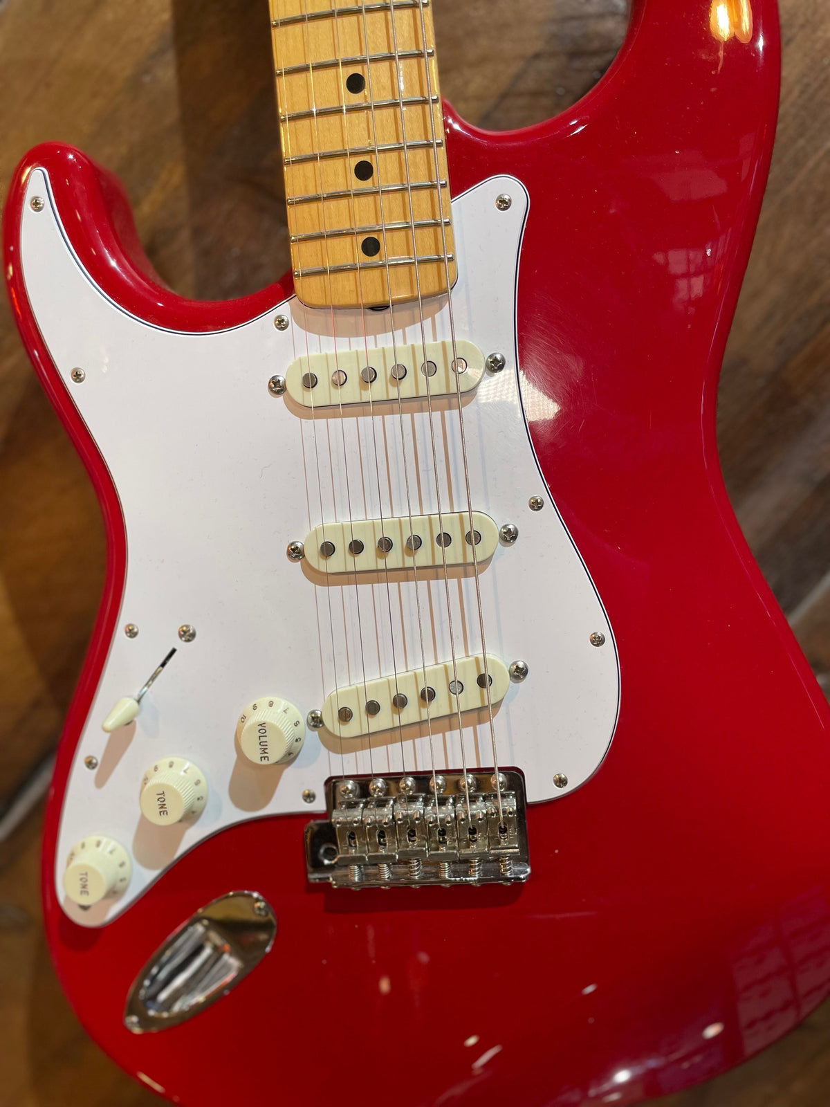 S/H 2017 Fender MIJ Traditional Stratocaster Left Handed, Dakota Red