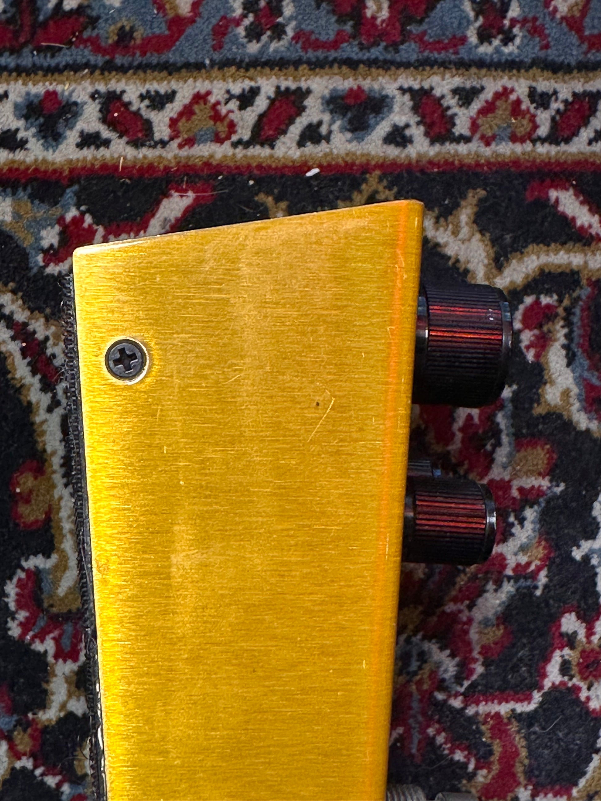 S/H Meris Enzo, Multi-Voice Synthesizer