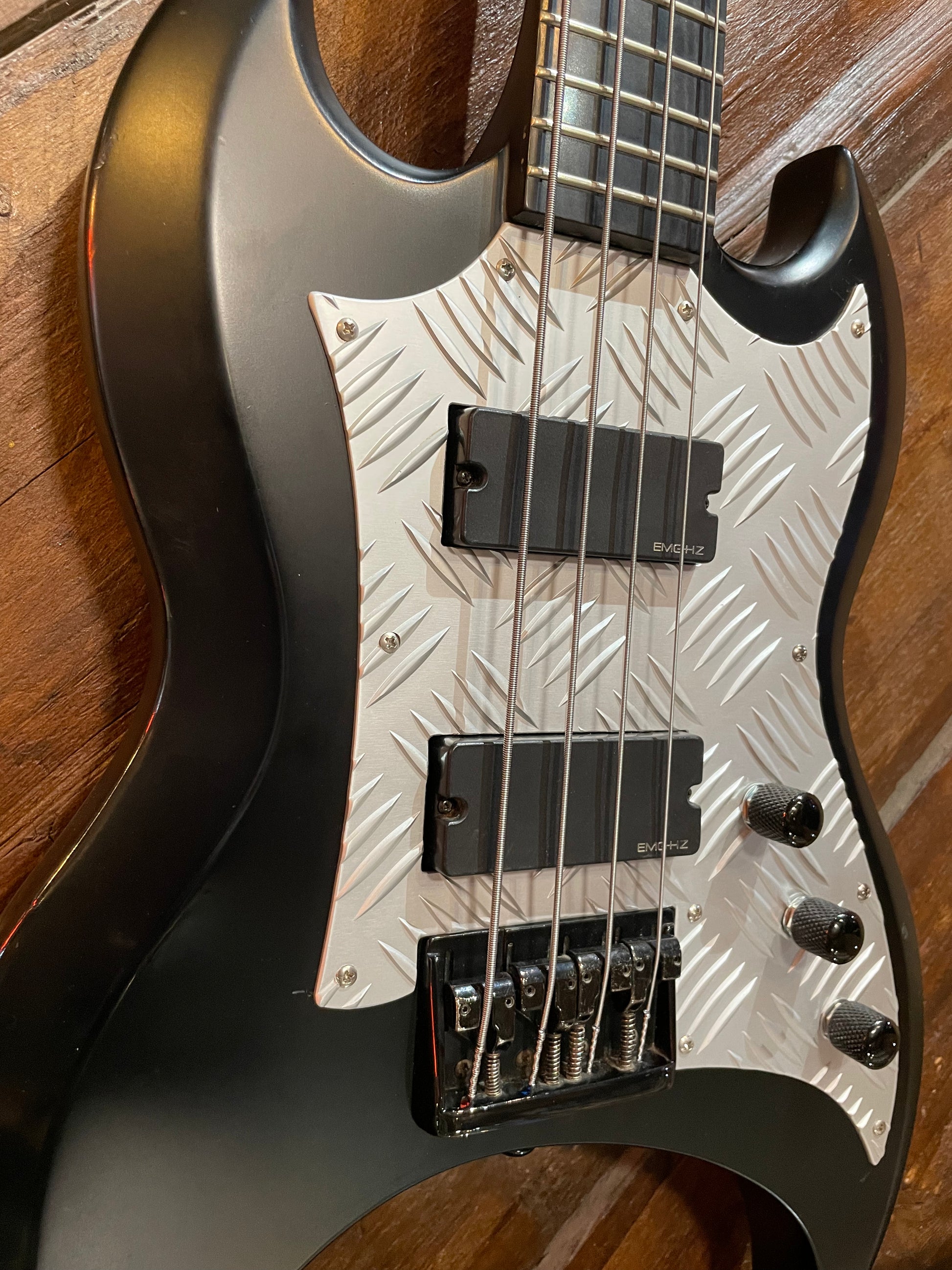 S/H 2004 Epiphone Korea Goth Xtreme Bass, Satin Black