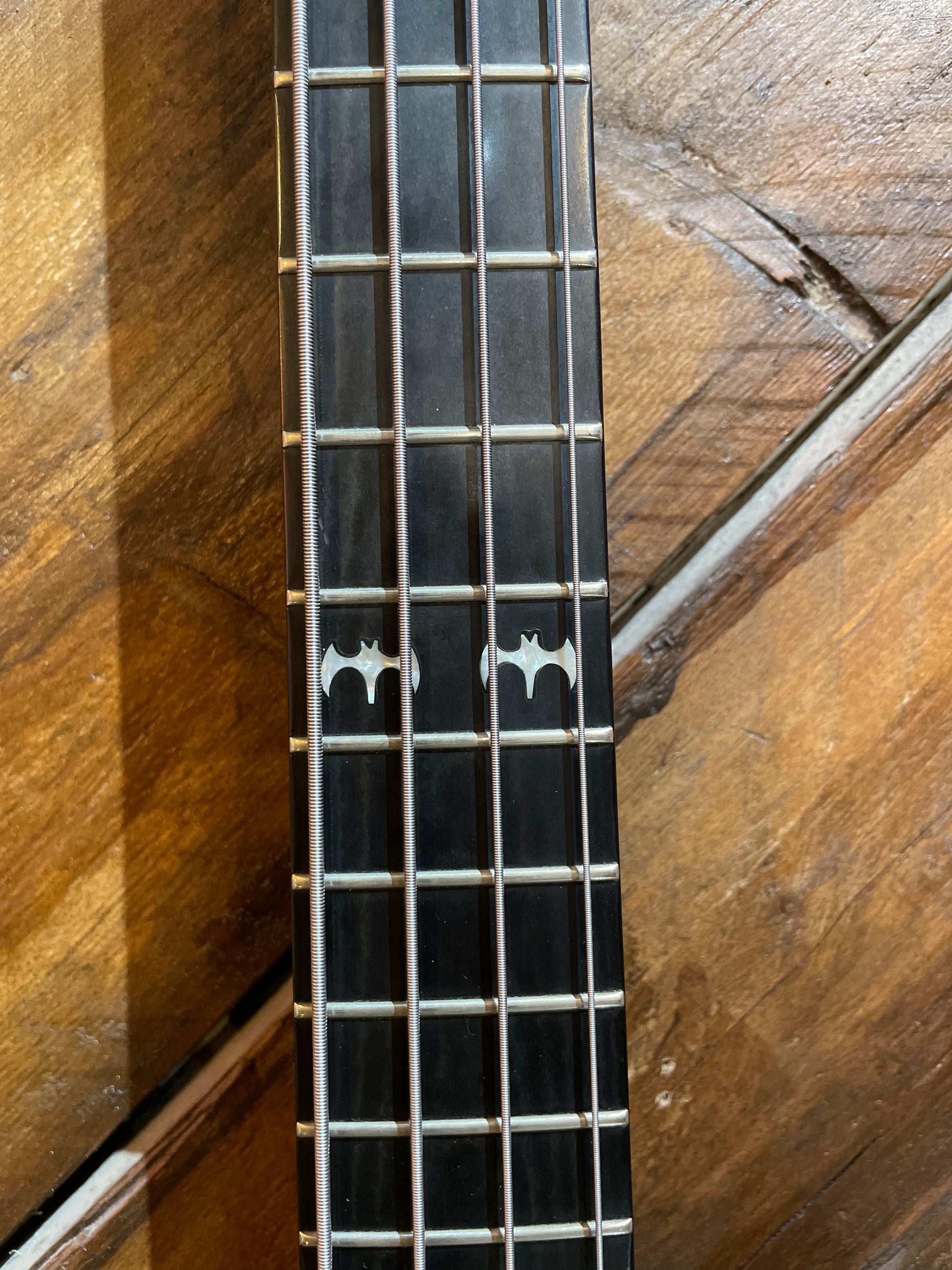 S/H 2004 Epiphone Korea Goth Xtreme Bass, Satin Black