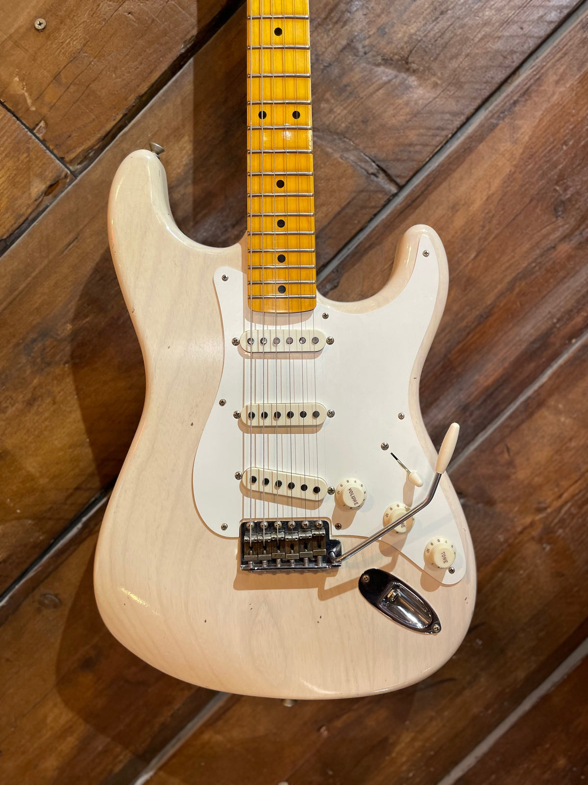 S/H Fender Custom Shop '56 Journeyman Stratocaster, Aged White Blonde