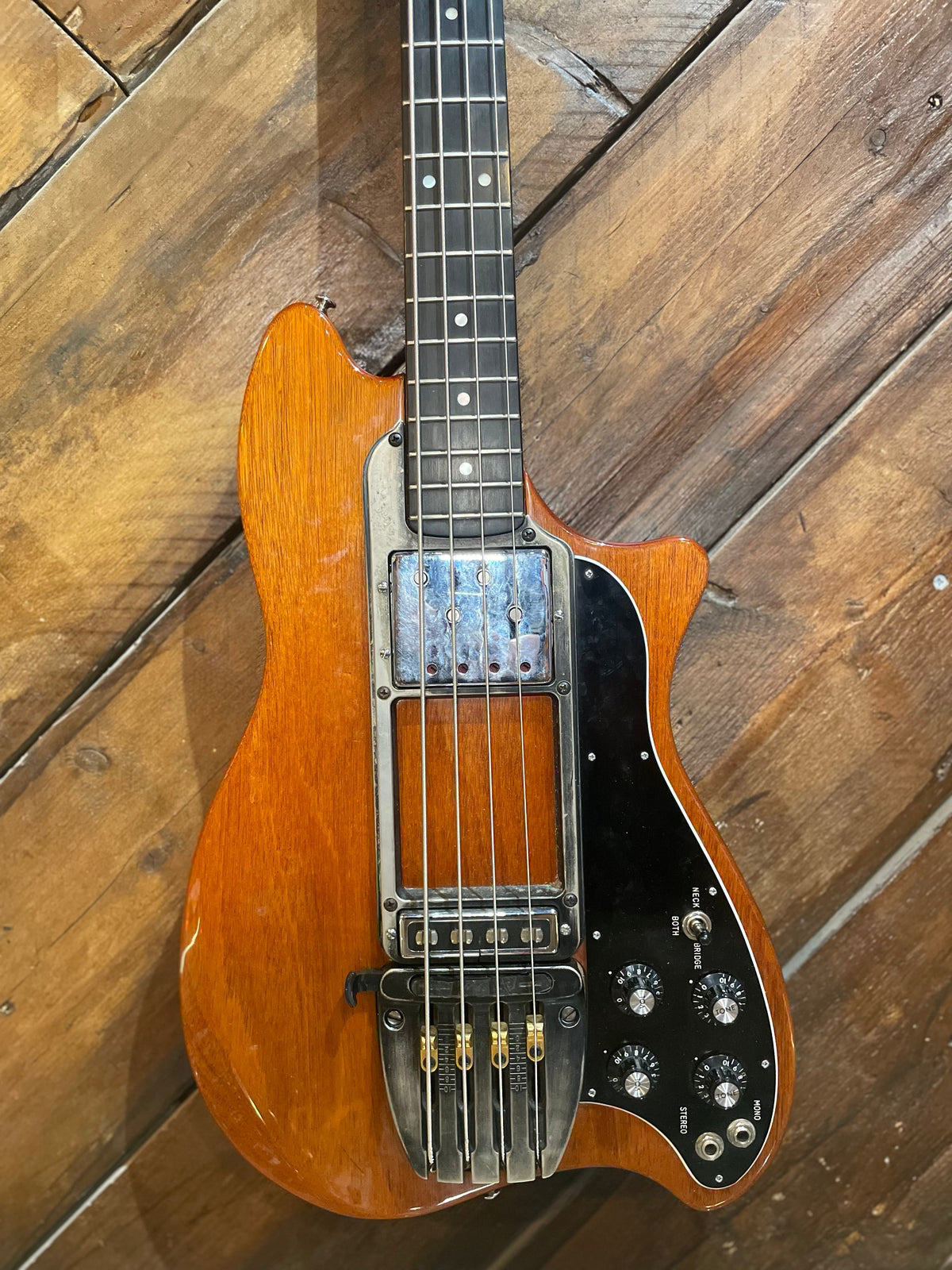 S/H 1978 Ovation Magnum I Electric Bass Guitar