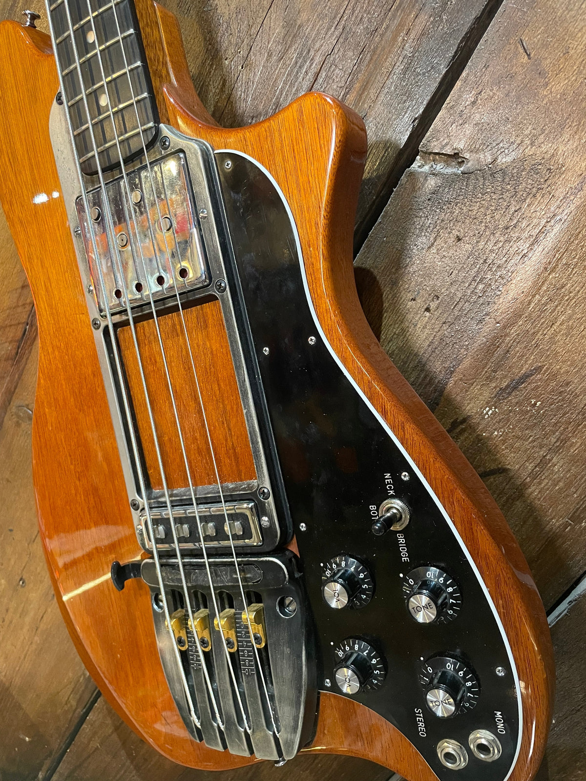 S/H 1978 Ovation Magnum I Electric Bass Guitar
