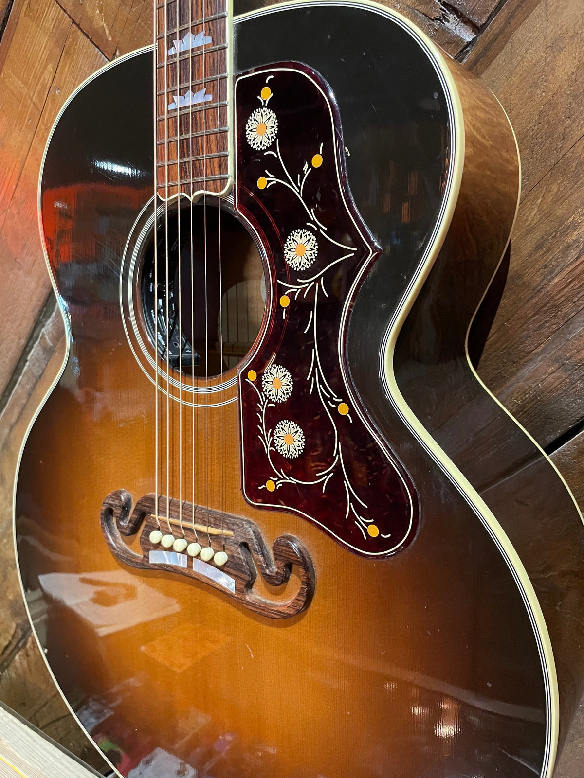 S/H 2012 Gibson SJ-200 Standard Jumbo Acoustic Guitar, Vintage Sunburst