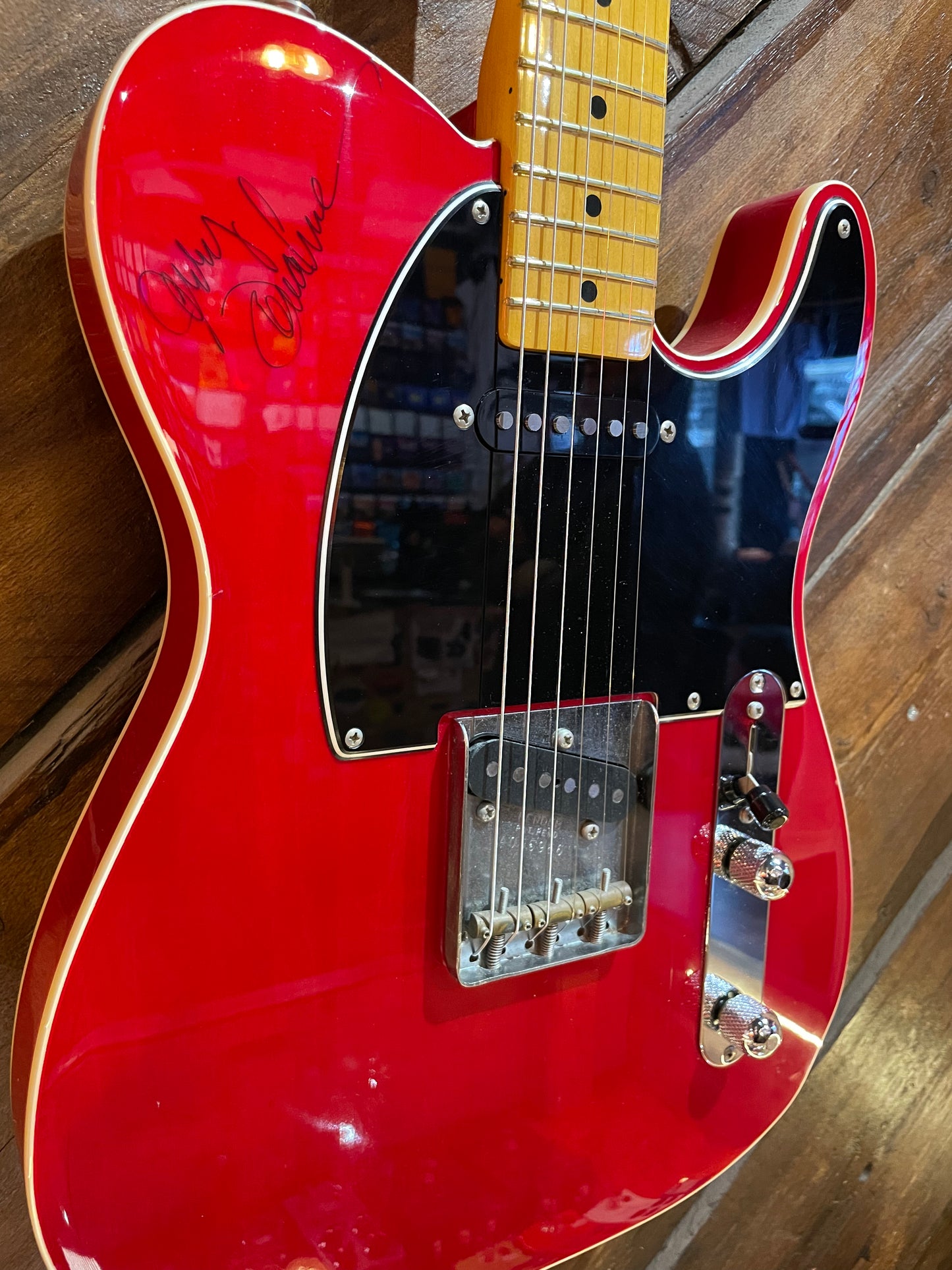 S/H 1995 Fender MIJ Jerry Donahue Signature Signed Telecaster, Crimson Transparent