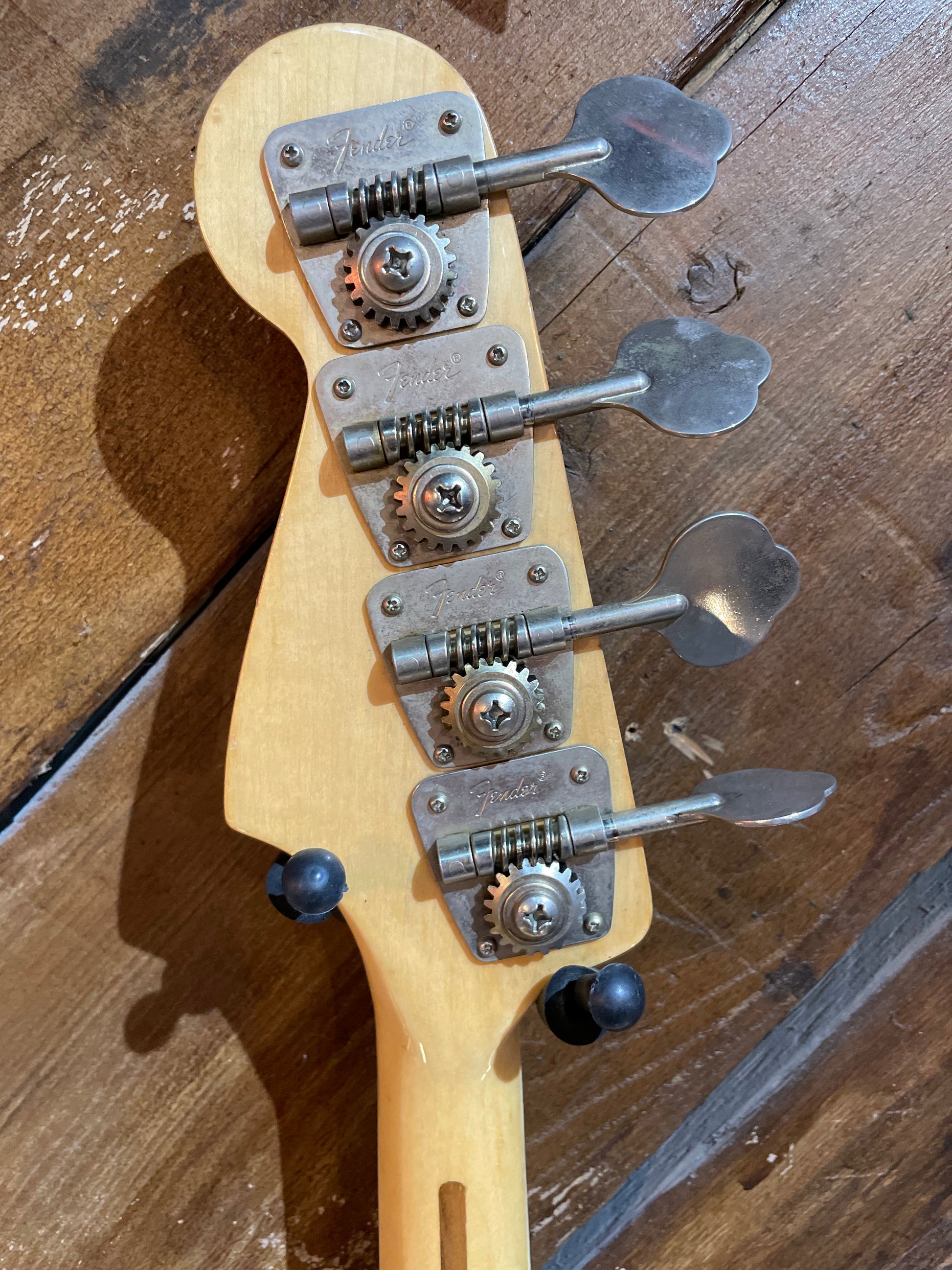S/H 1975 Fender Jazz Bass, Natural