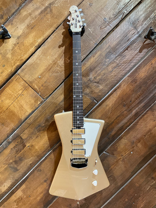 Music Man St. Vincent Signature Goldie, Cashmere NEW