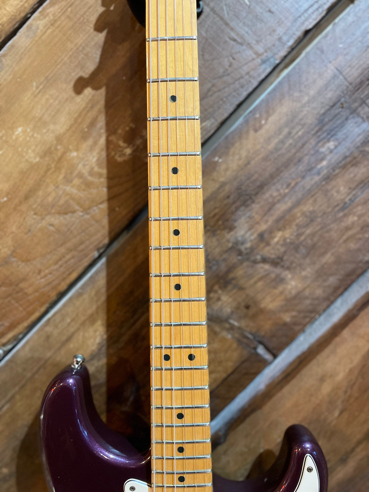 S/H 1999 Fender American Standard Stratocaster, Plum Purple Metallic