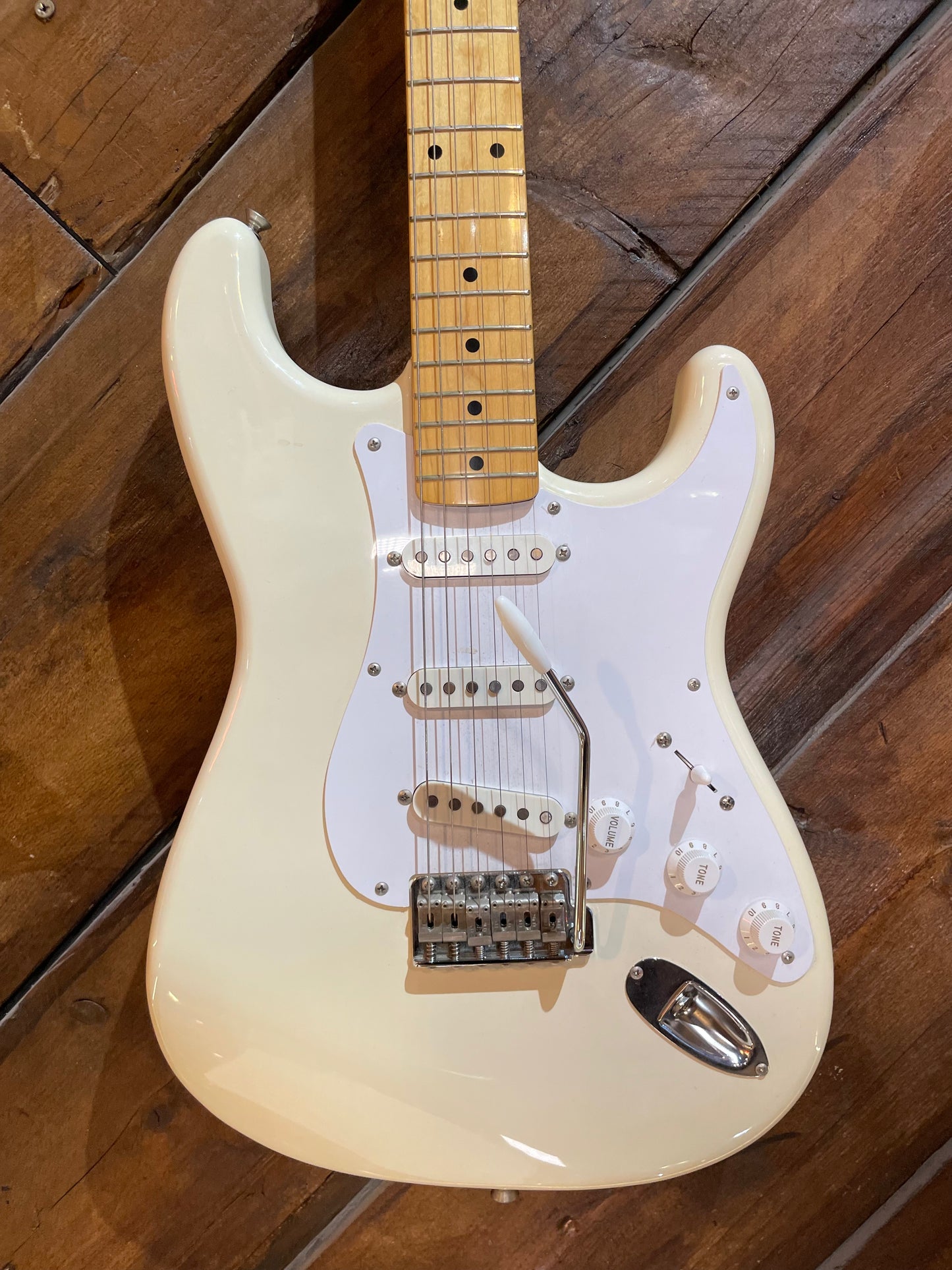 S/H 1987 Fender MIJ Stratocaster, Olympic White