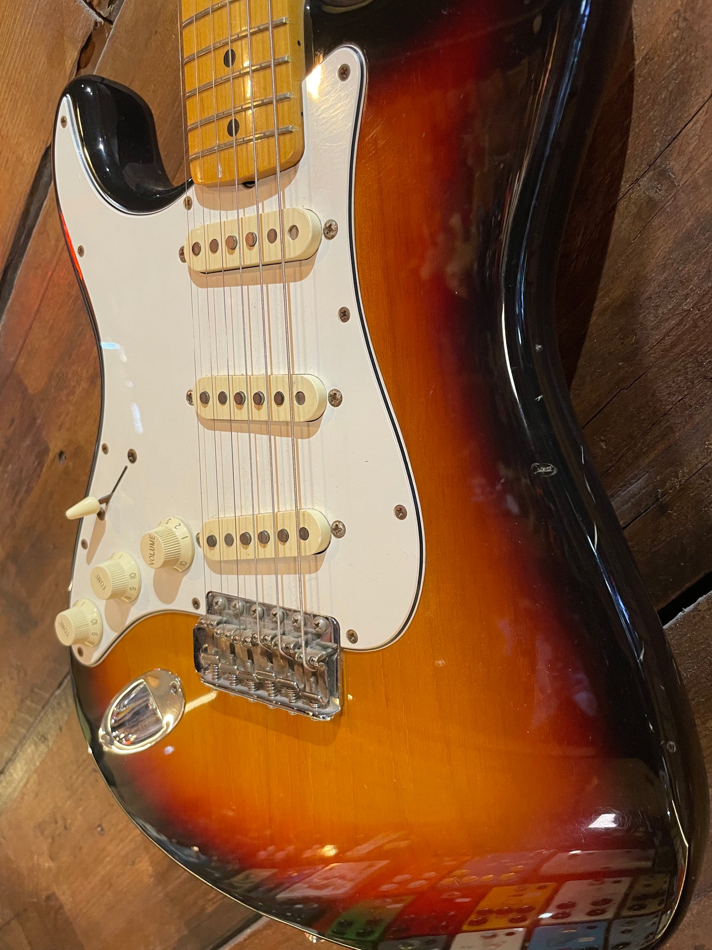 S/H 1996 Fender 50th Anniversary MIJ 60s Reissue Left Handed Stratocaster, Three Tone Sunburst