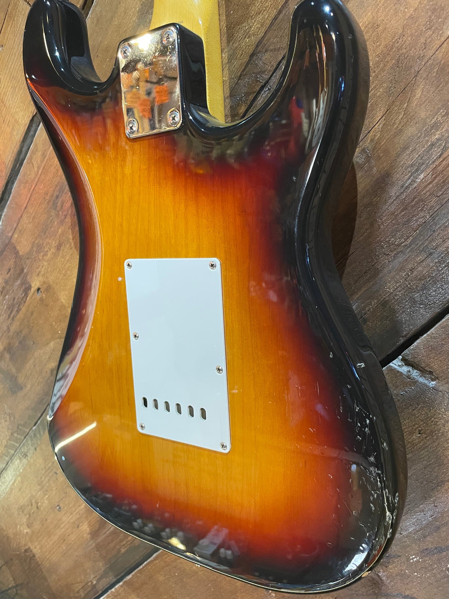 S/H 1996 Fender 50th Anniversary MIJ 60s Reissue Left Handed Stratocaster, Three Tone Sunburst