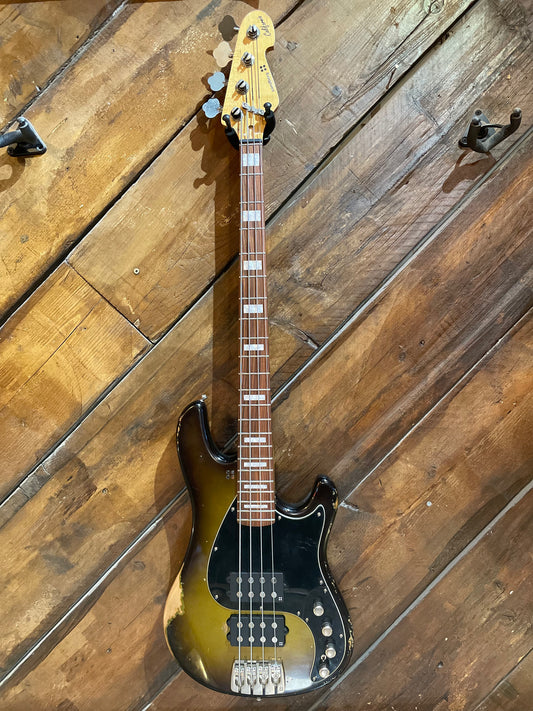 Sandberg California VM2 HH 4 String Electric Bass, Hardcore Aged Goldburst