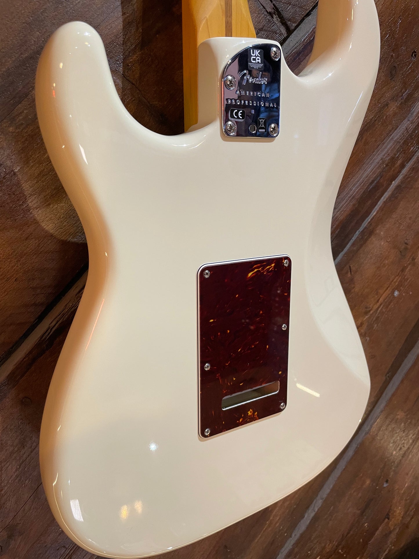 S/H 2022 Fender American Professional II Stratocaster, Olympic White