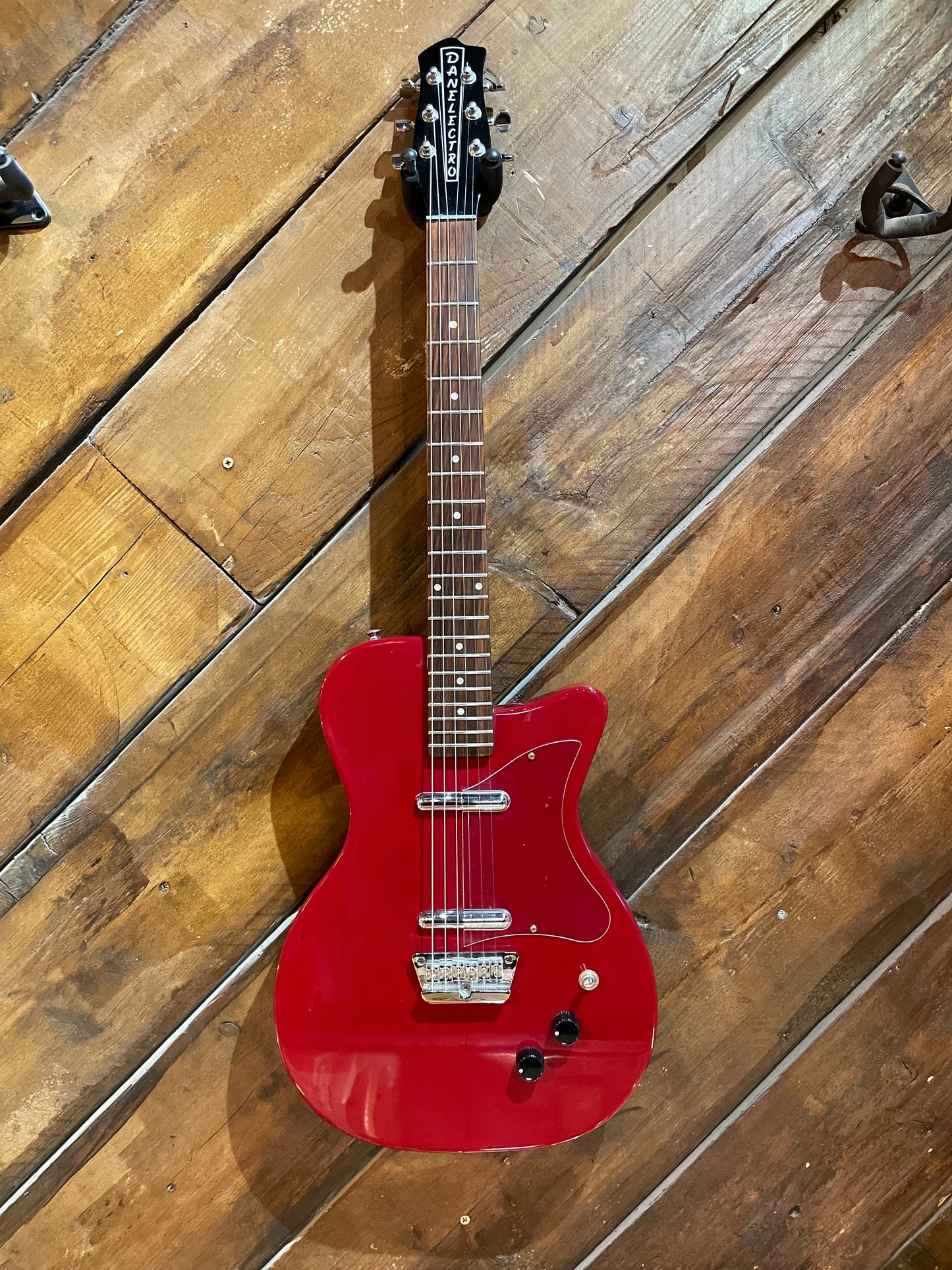 S/H Danelectro D56 Electric Guitar, Red