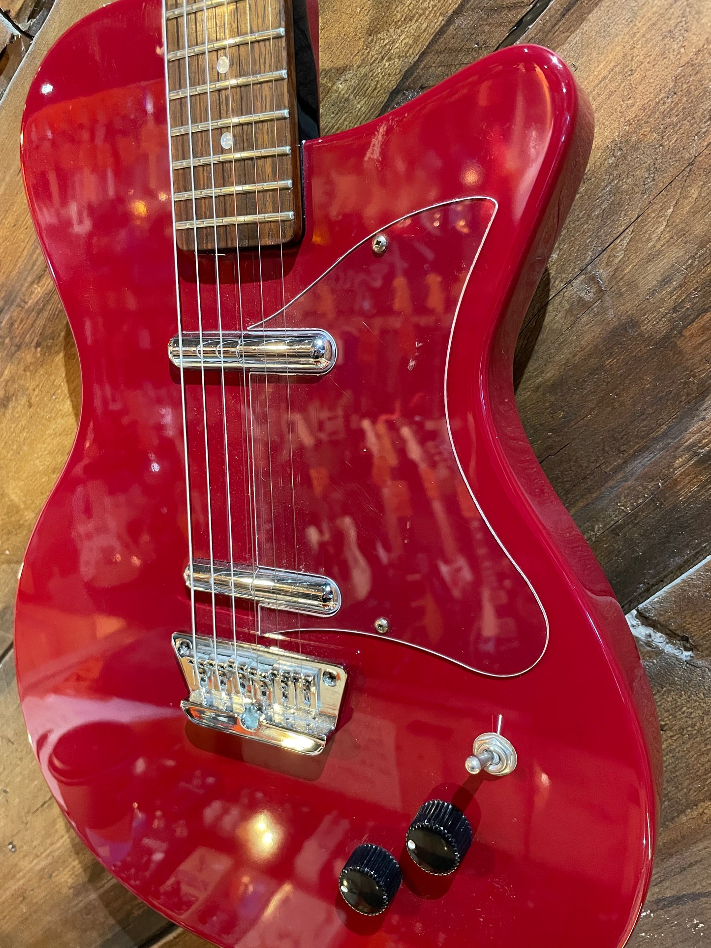 S/H Danelectro D56 Electric Guitar, Red