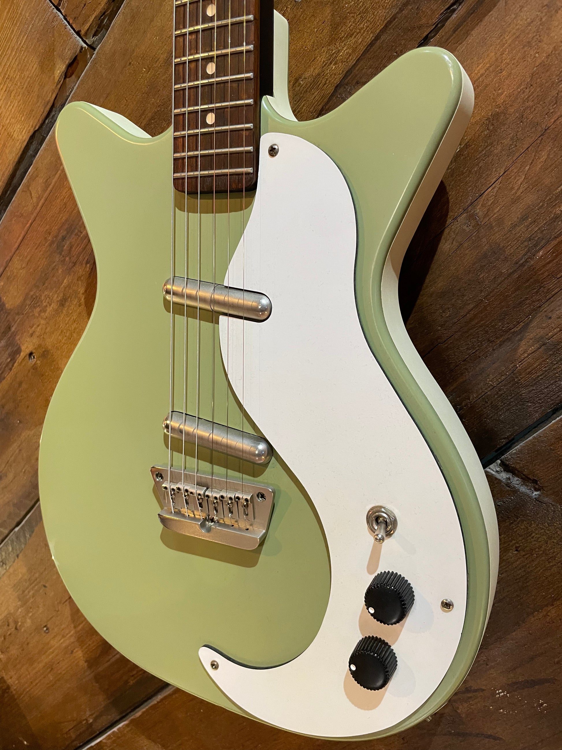 S/H Danelectro DC59 Electric Guitar, Green