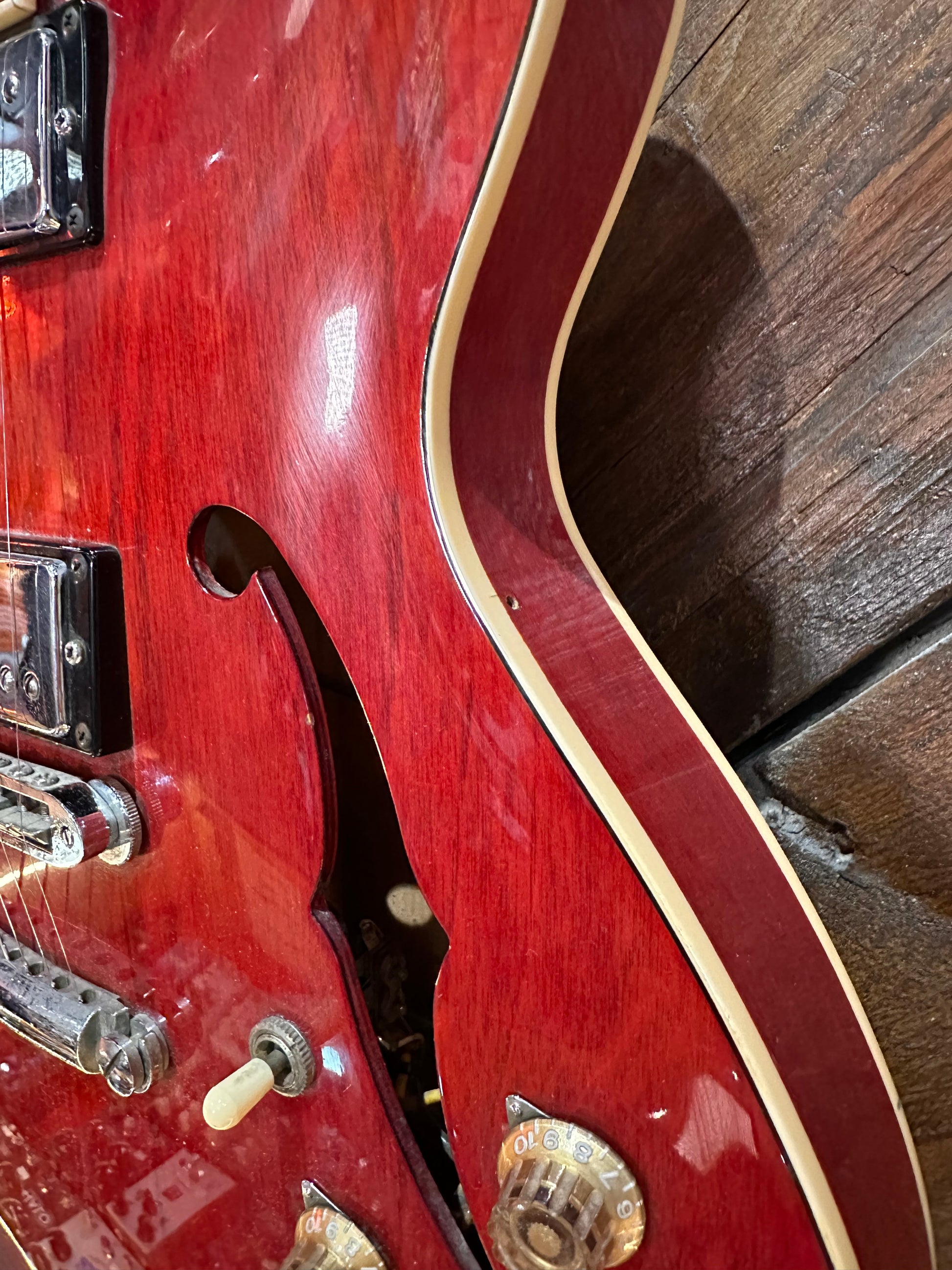 S/H 1979 Yamaha Super Axe SA700 Semi-Hollow Electric Guitar, Persimmon Red
