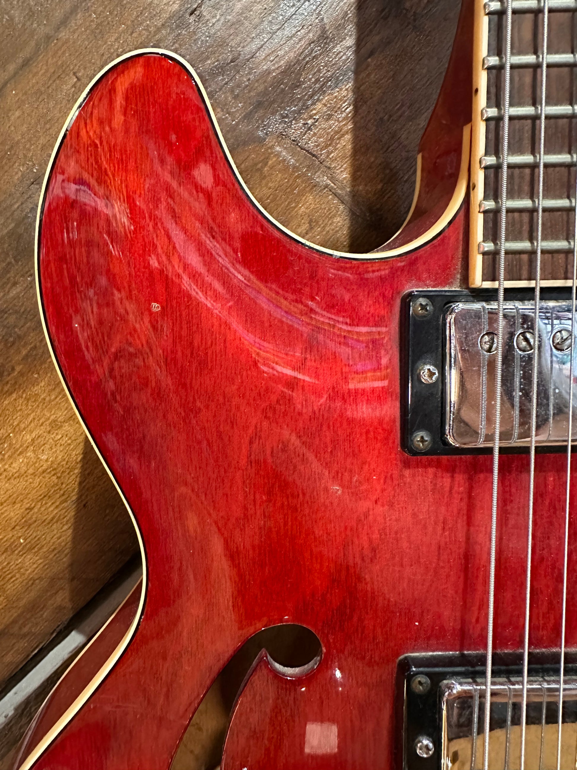 S/H 1979 Yamaha Super Axe SA700 Semi-Hollow Electric Guitar, Persimmon Red