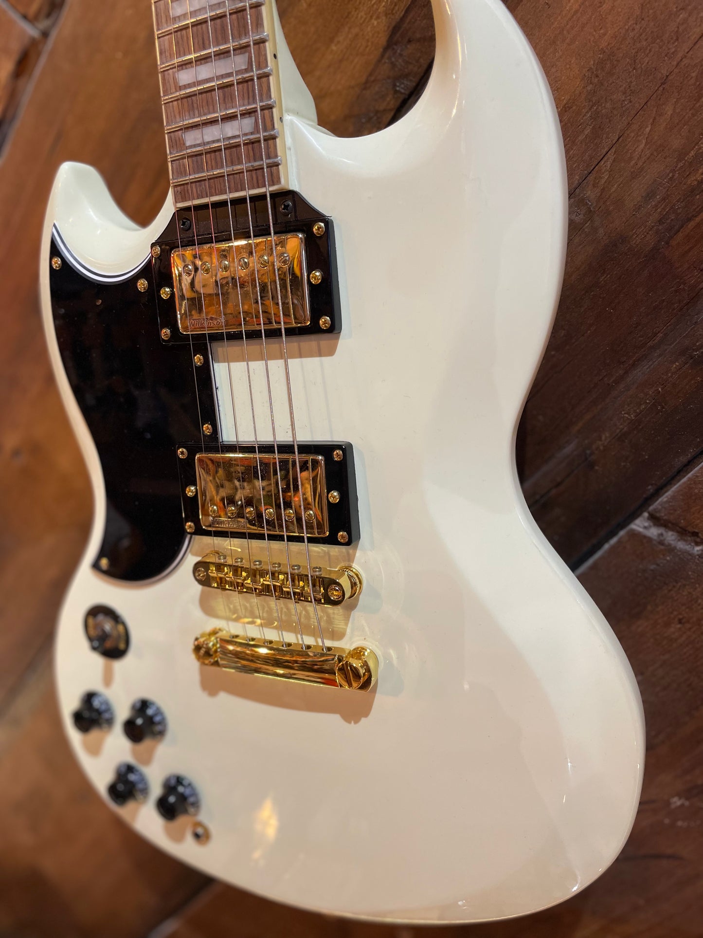 S/H Vintage VS6VW SG Replica Left Handed Electric Guitar, Alpine White