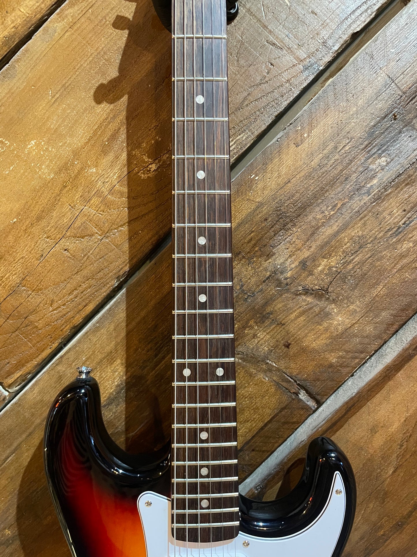 S/H Squier Affinity Stratocaster Junior HSS, Three Tone Sunburst